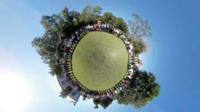 360° view of several sets of twin siblings