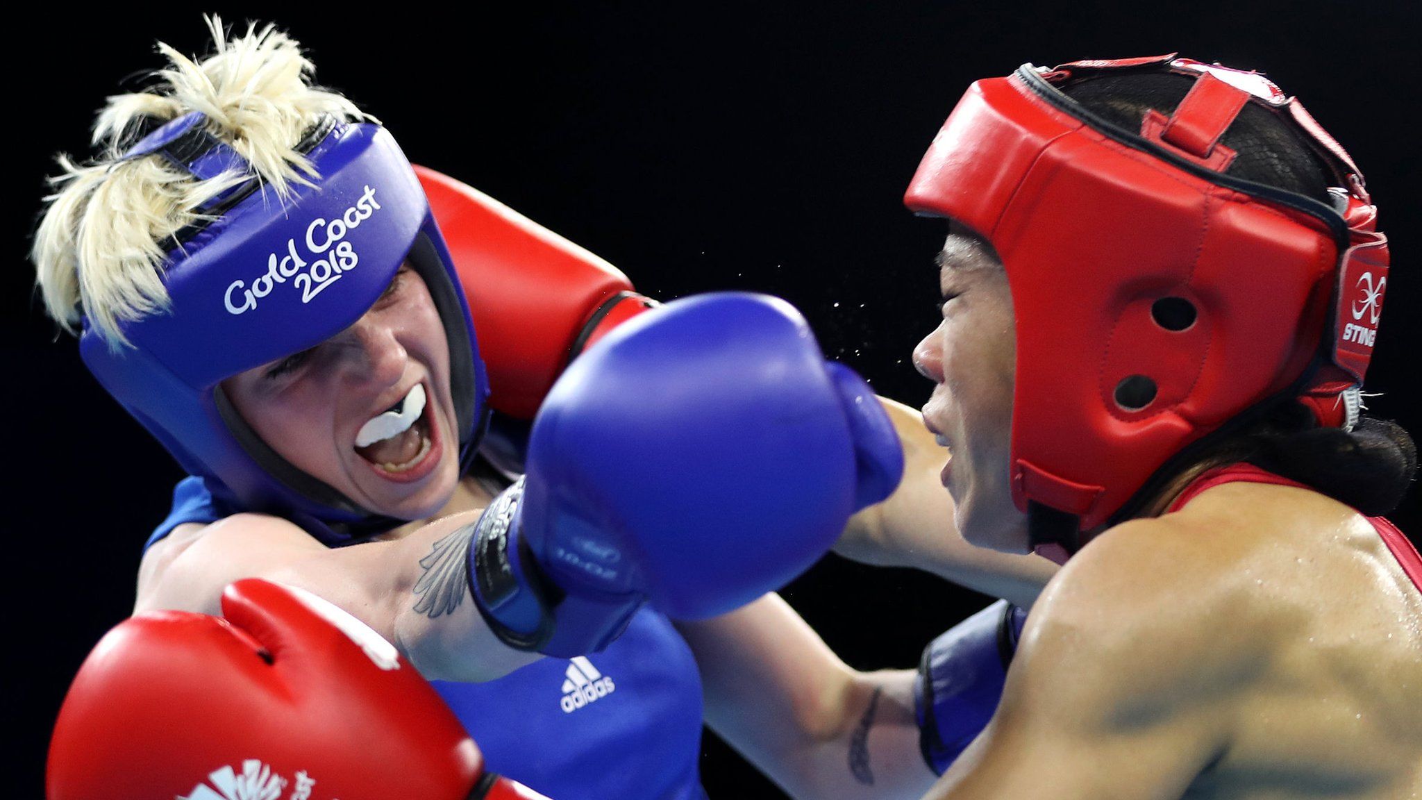 Kristina O'Hara (left) was beaten by Indian great Mary Kom in the women's light-flyweight final