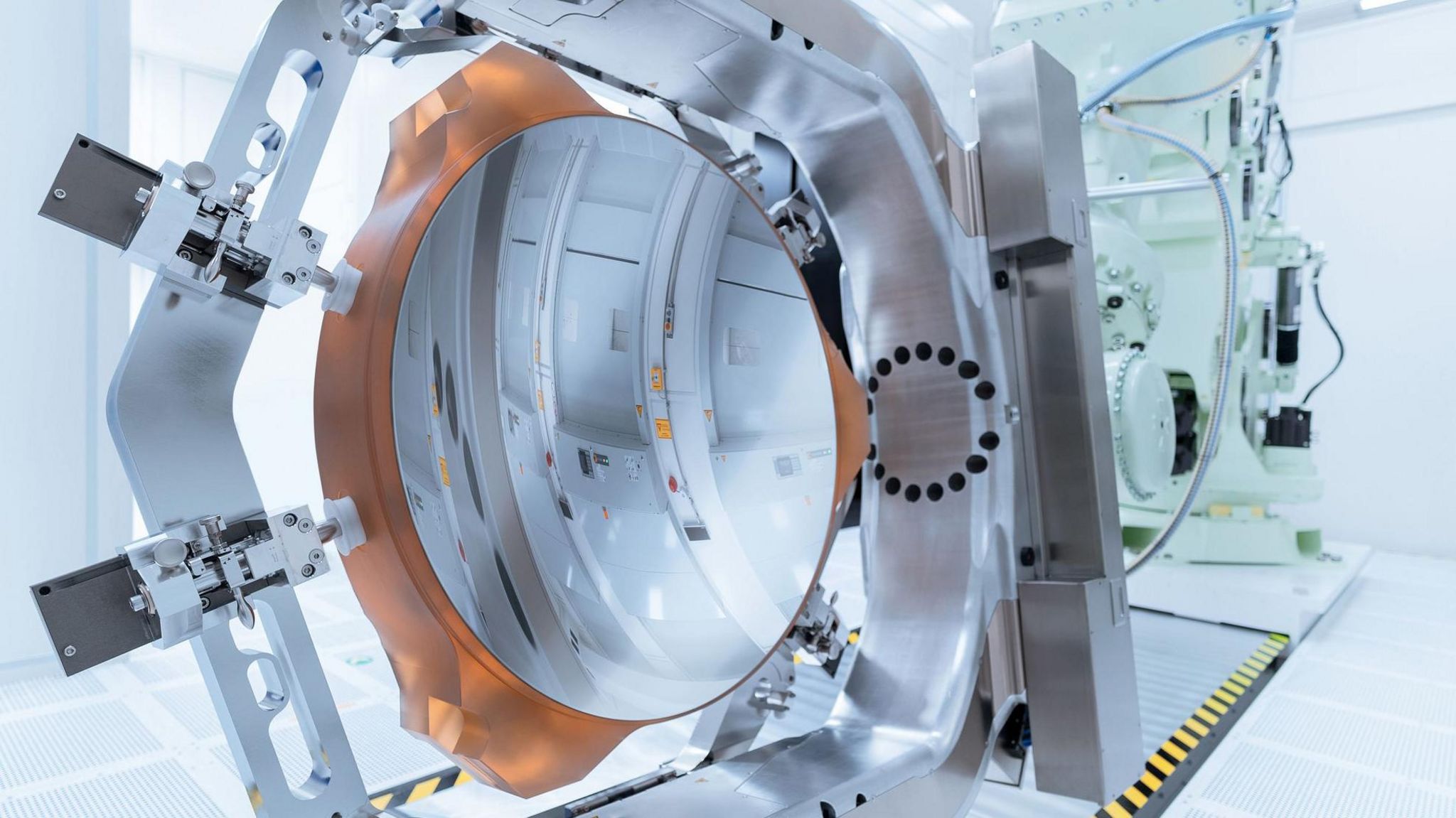 Zeiss mirror for High-NA-EUV lithography