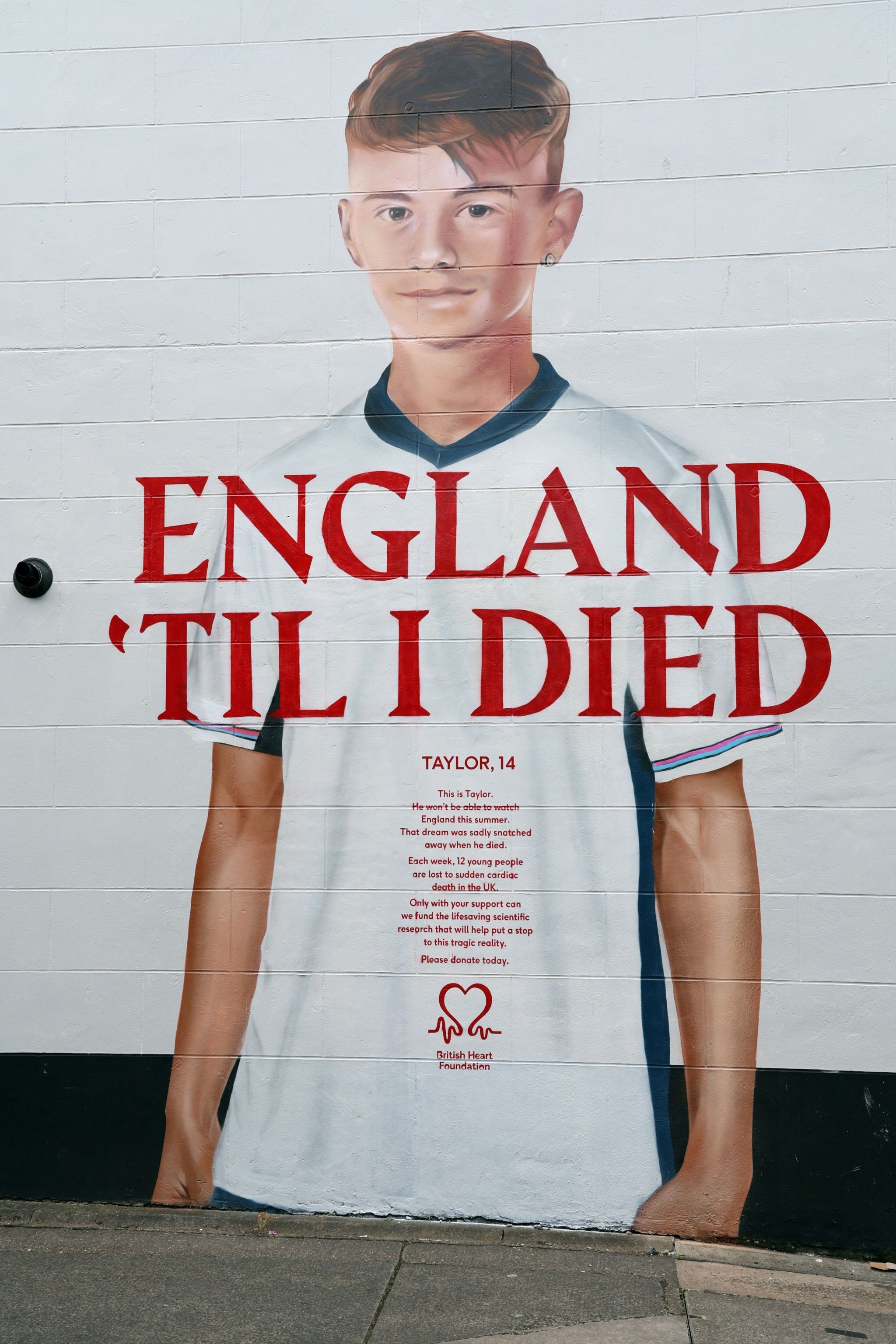 Mural to Taylor Atherton, 14, which says "England 'til I died"