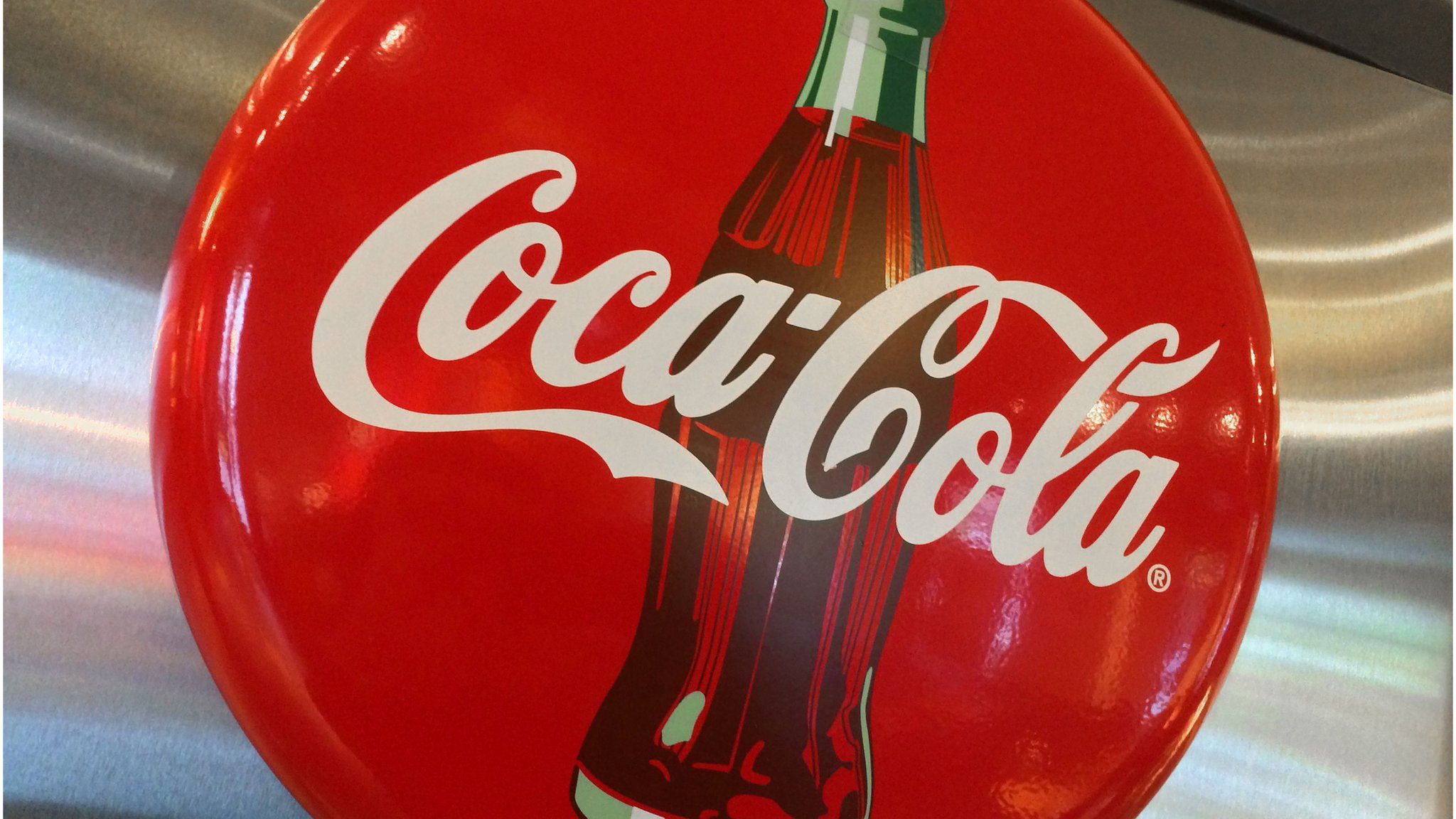 Warren Buffet Coca Cola Empty Unopened Can Cherry Coke Berkshire Hathaway 