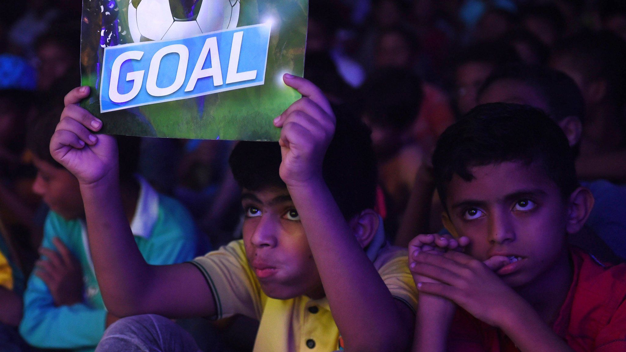 Young Pakistan fans