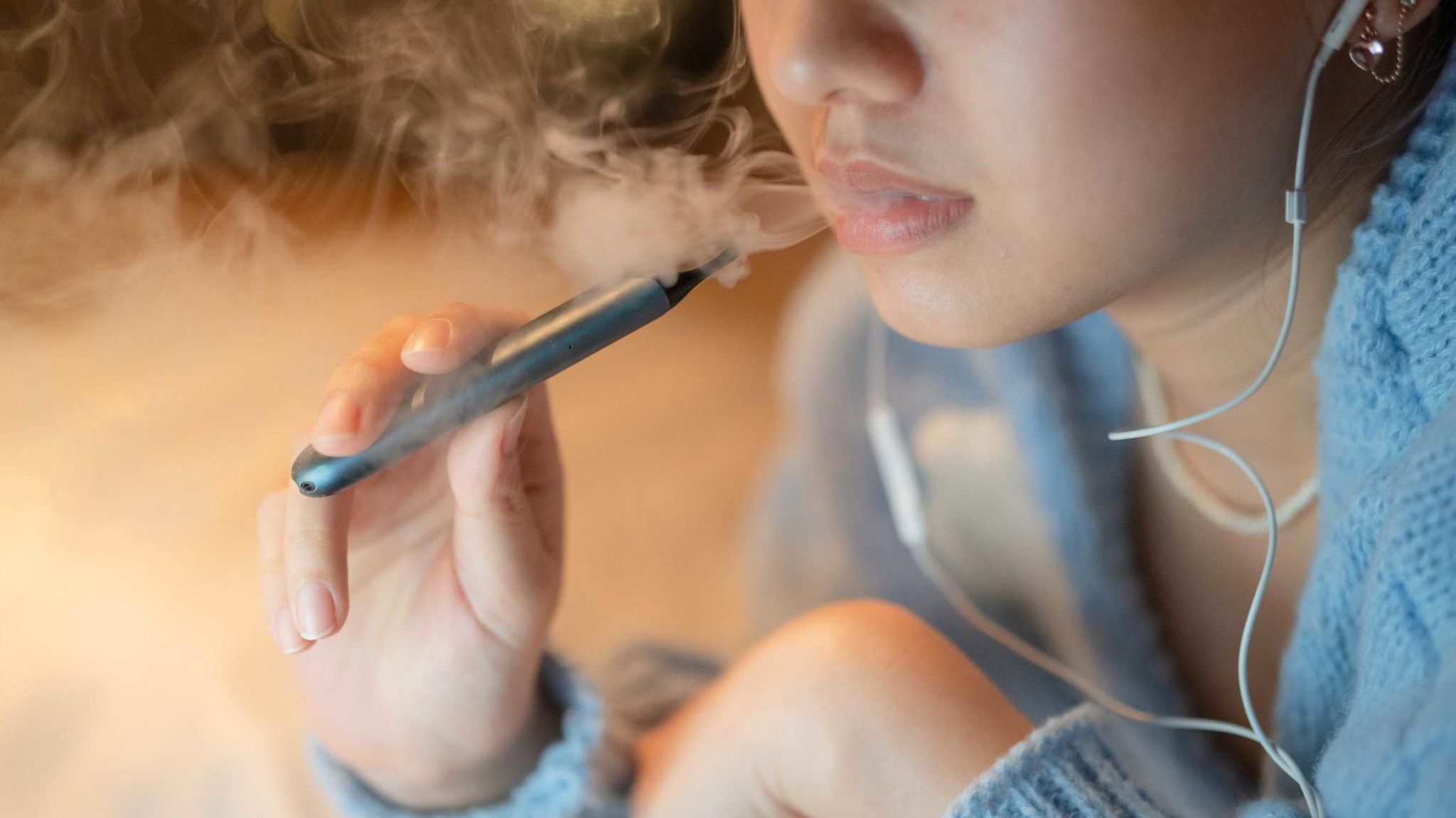 Vape sales banned for under 18s in Republic of Ireland BBC News