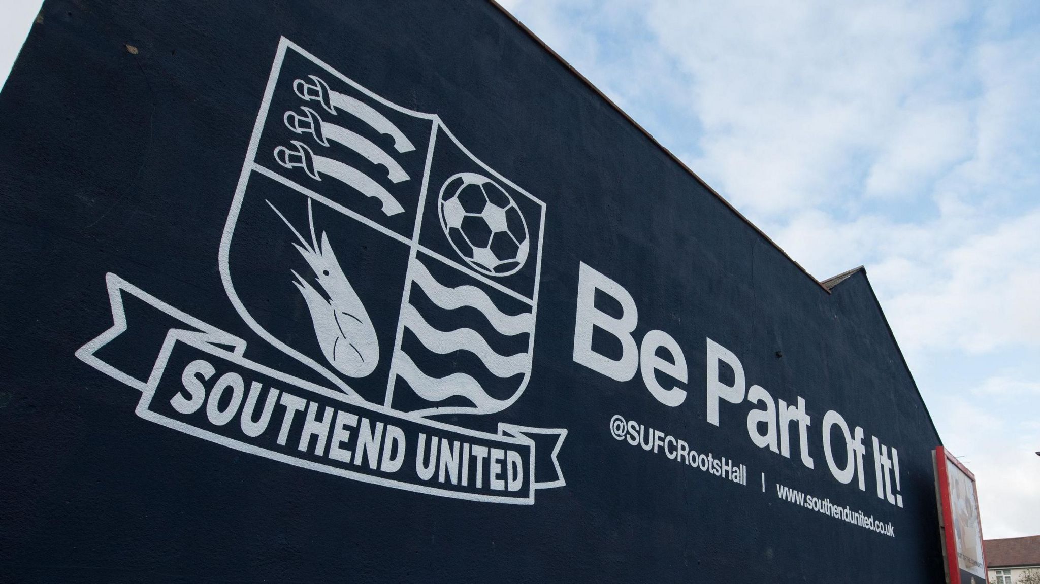 Southend United: New council leader warns of time amid takeover - BBC News