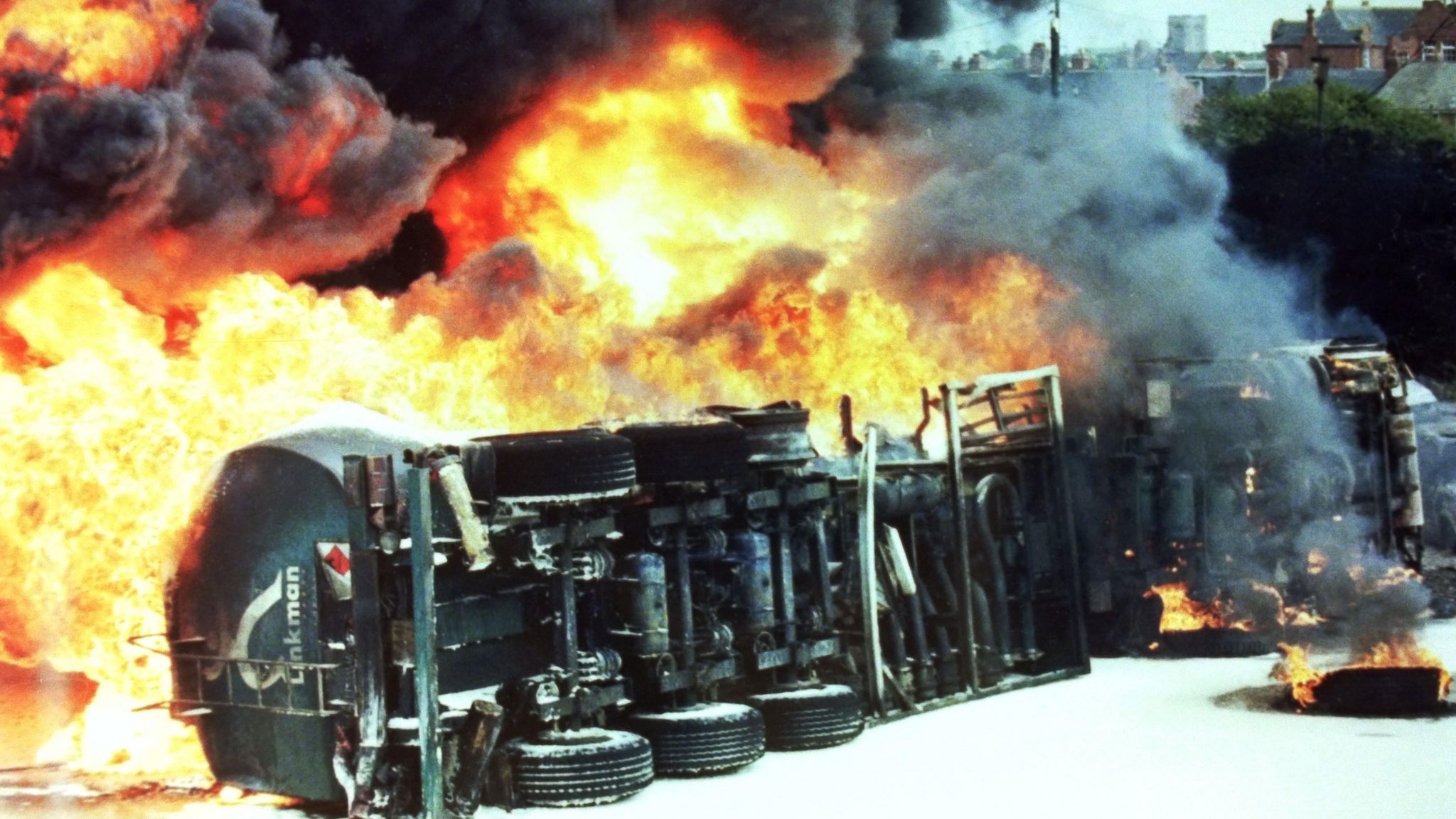A tanker fire in Sunderland in 1992