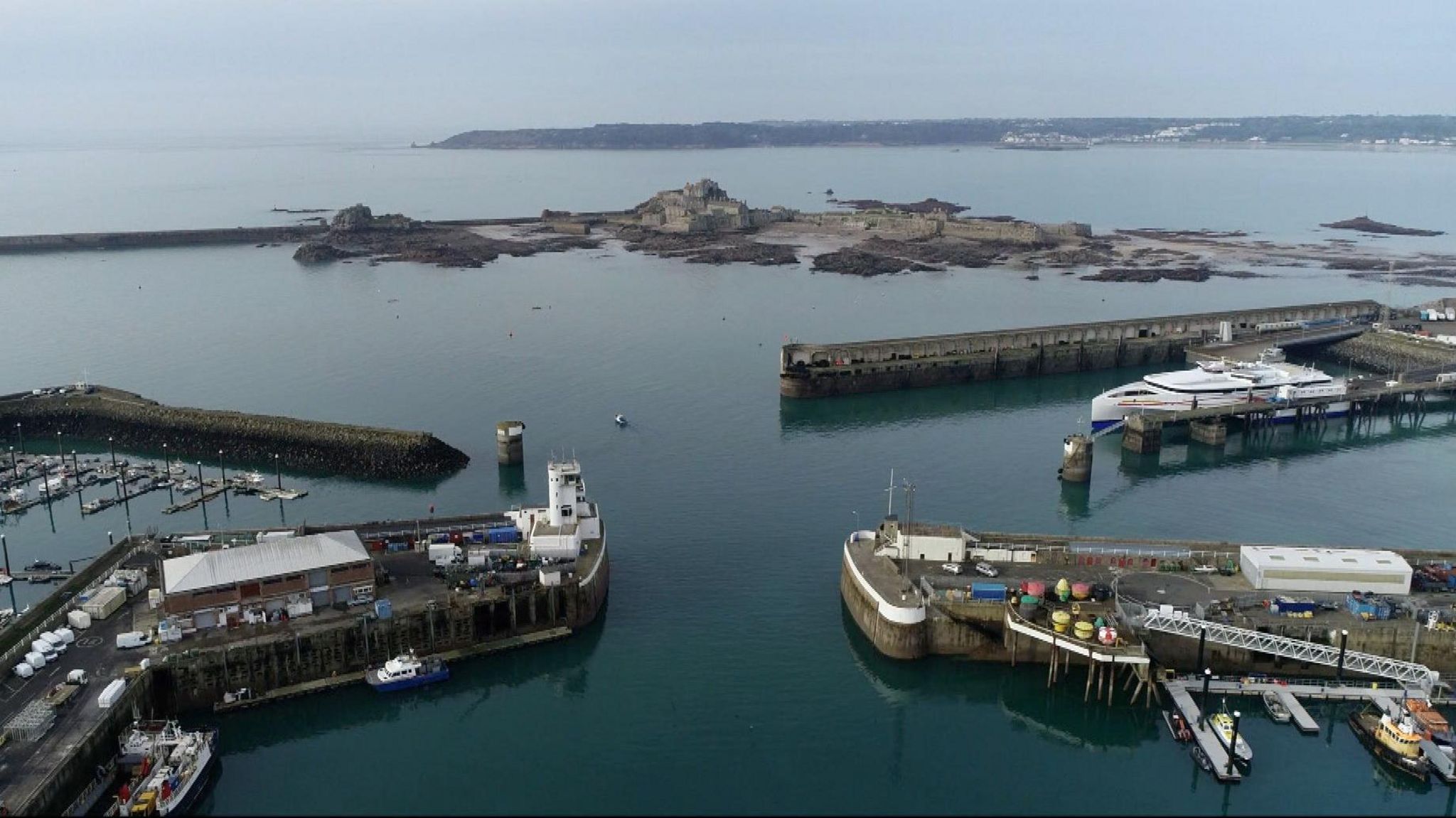 Harbour aerial