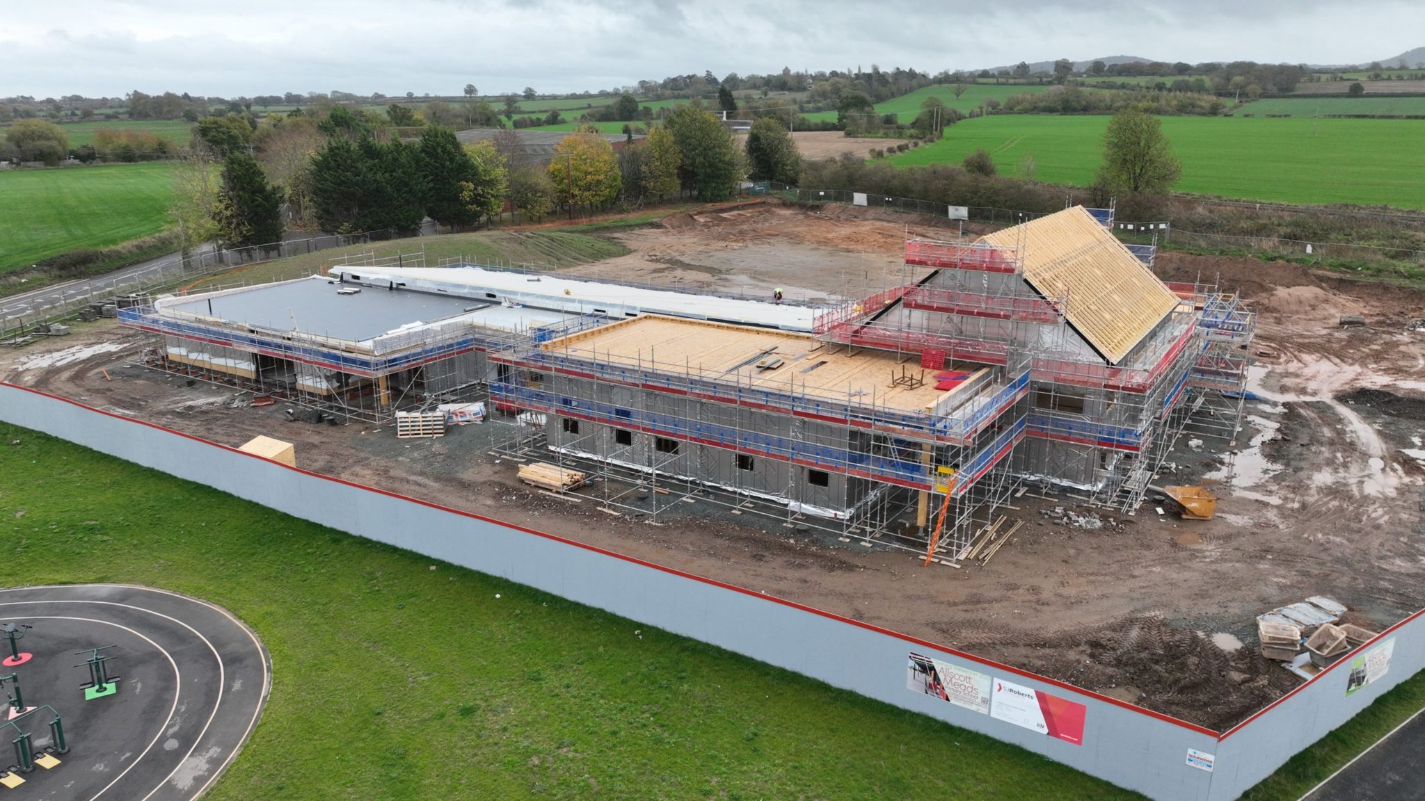 New Telford primary school unveiled at old factory site - BBC News