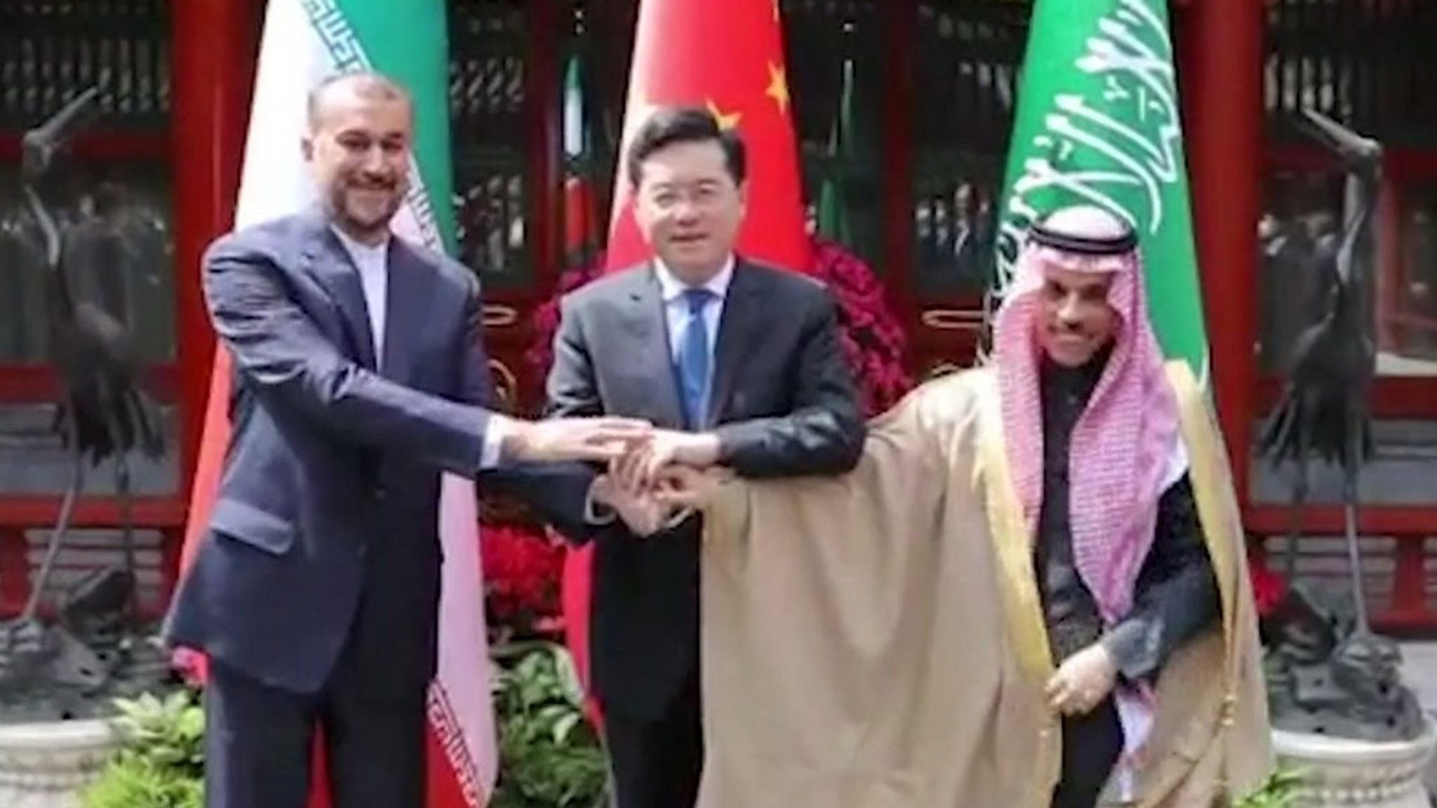 Iranian Foreign Minister Hossein Amir-Abdollahian (L) shakes hands with his Saudi counterpart Prince Faisal bin Farhan Al Saud (R) at a meeting in Beijing, China, hosted by Chinese Foreign Minister Qin Gang (6 April 2023)