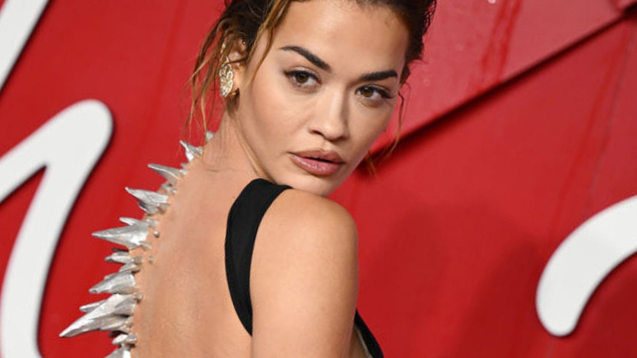 Rita Ora attends The Fashion Awards 2023 Presented by Pandora at the Royal Albert Hall on December 04, 2023 in London, England.
