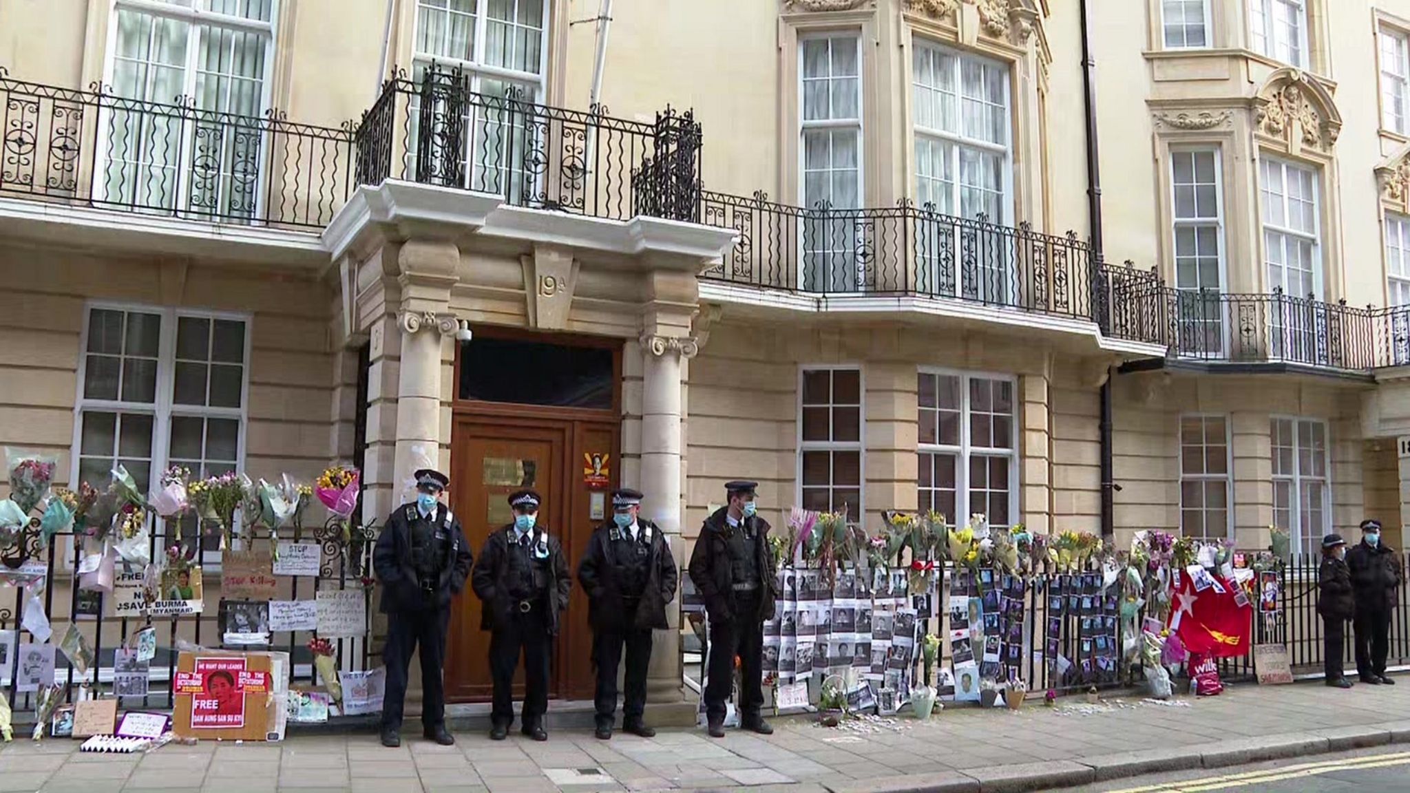 UK Police standing outside Myanmar embassy