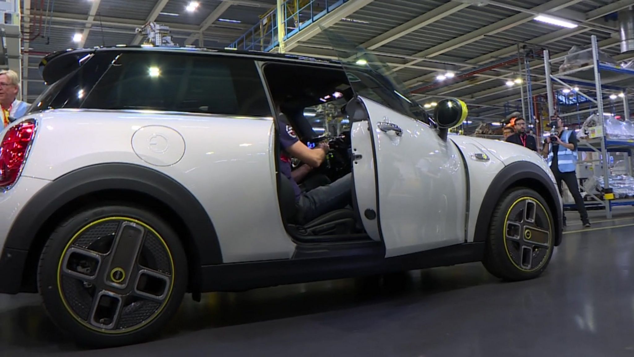 The new Mini in the Cowley plant