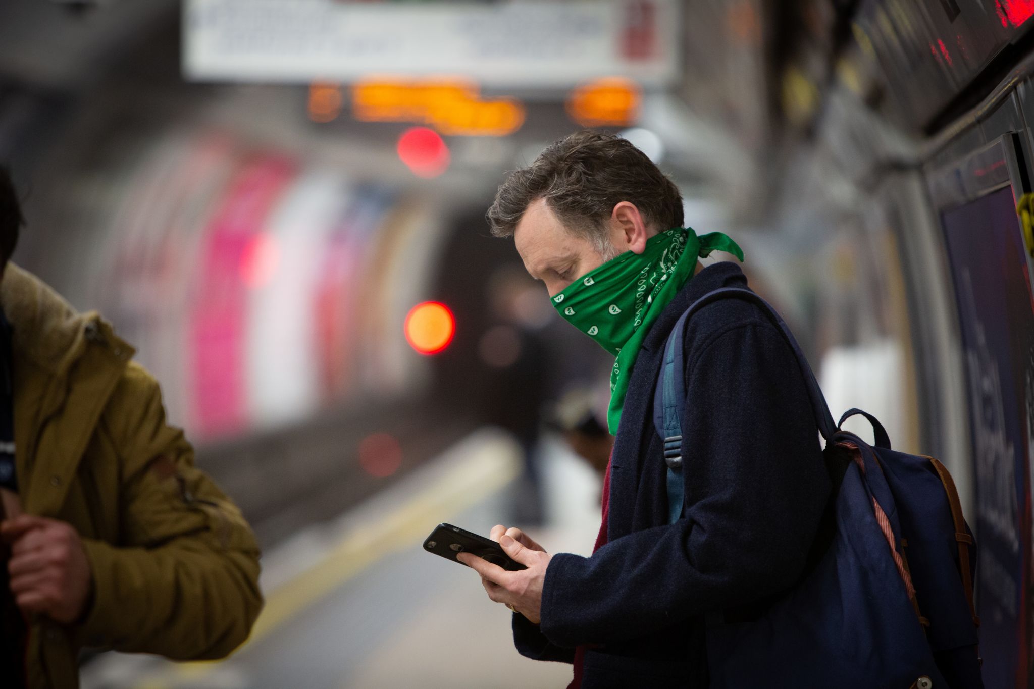 London Underground To Get Full Mobile Phone Coverage By 24 c News