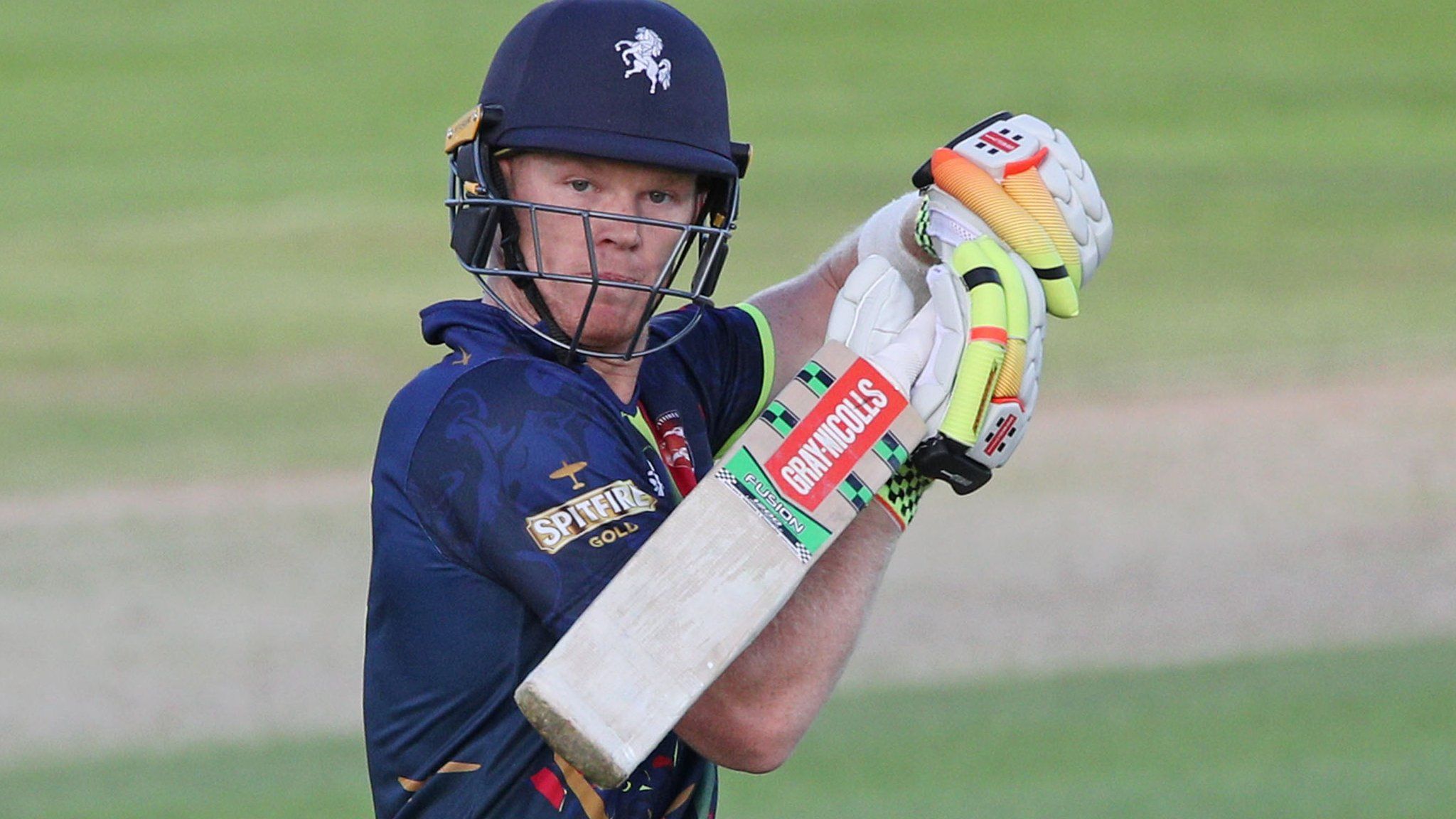 Alex Blake: Kent batsman agrees new contract with club - BBC Sport