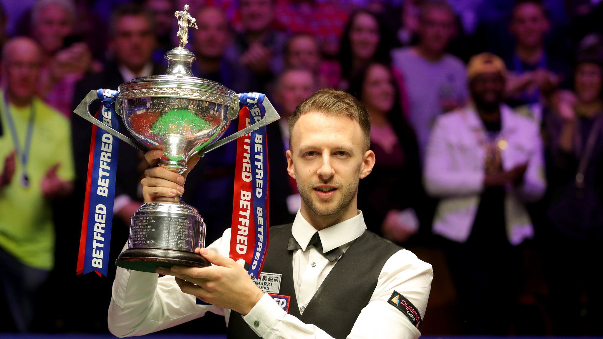 Judd Trump with the trophy