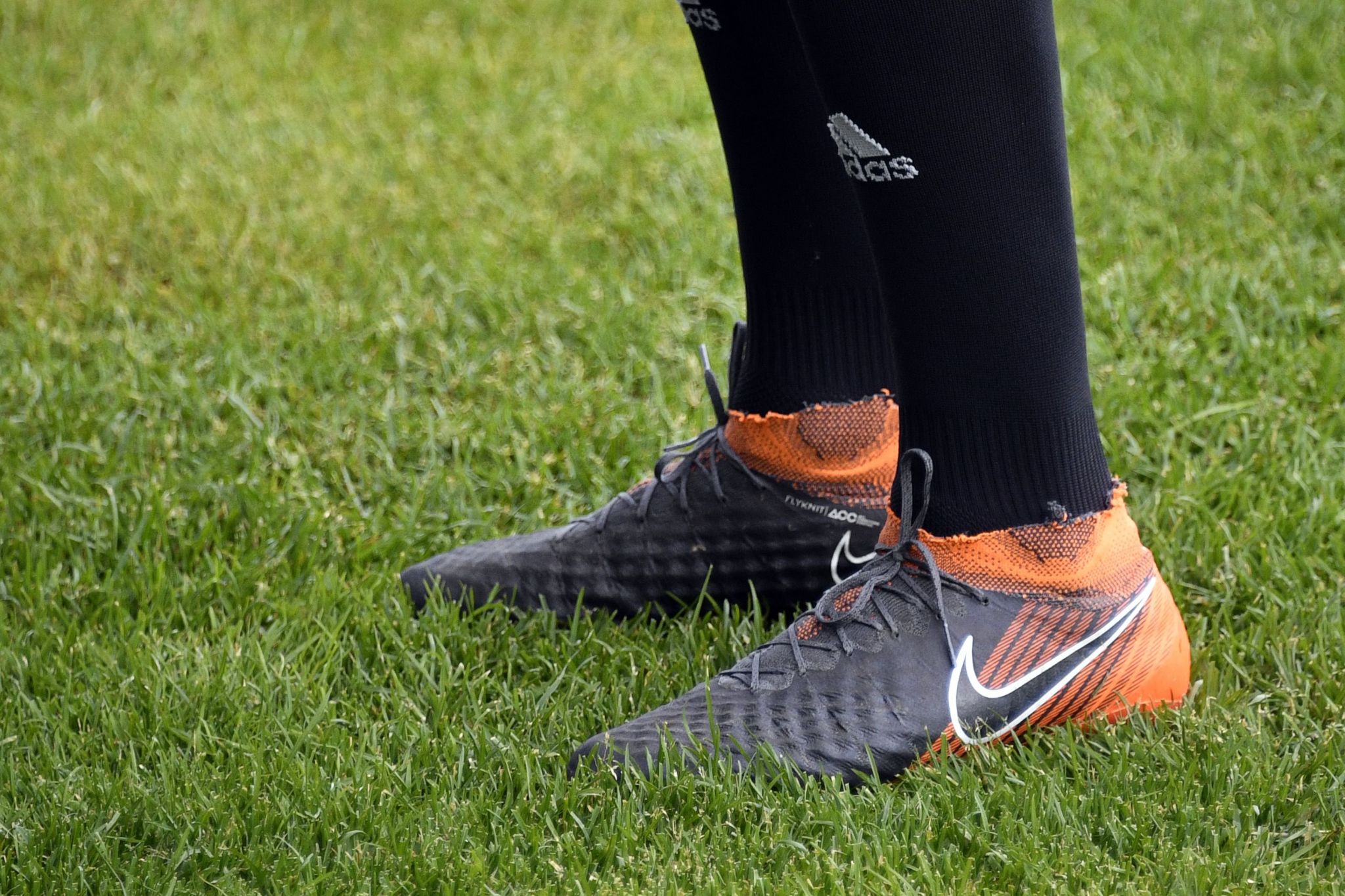 A picture taken on 14 June 2018 shows the football shoes of Iran's midfielder Saeid Ezatolahi upon his arrival to take part in a training session in Bakovka, outside Moscow, ahead of the Russia 2018 World Cup.