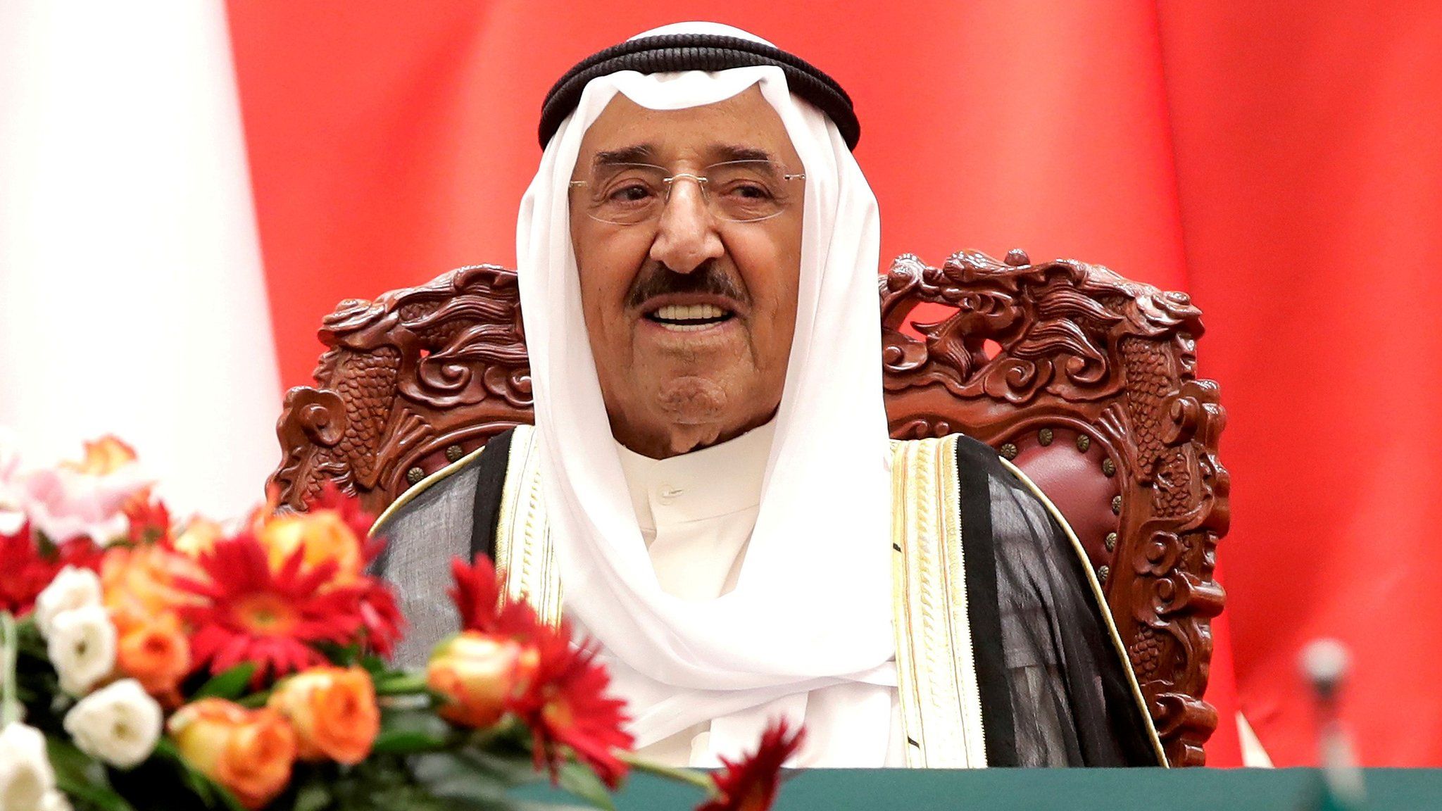 Kuwait's Emir Sheikh Sheikh Sabah al-Ahmed al-Sabah witnesses a signing ceremony at the Great Hall of the People in Beijing, China (9 July 2018)