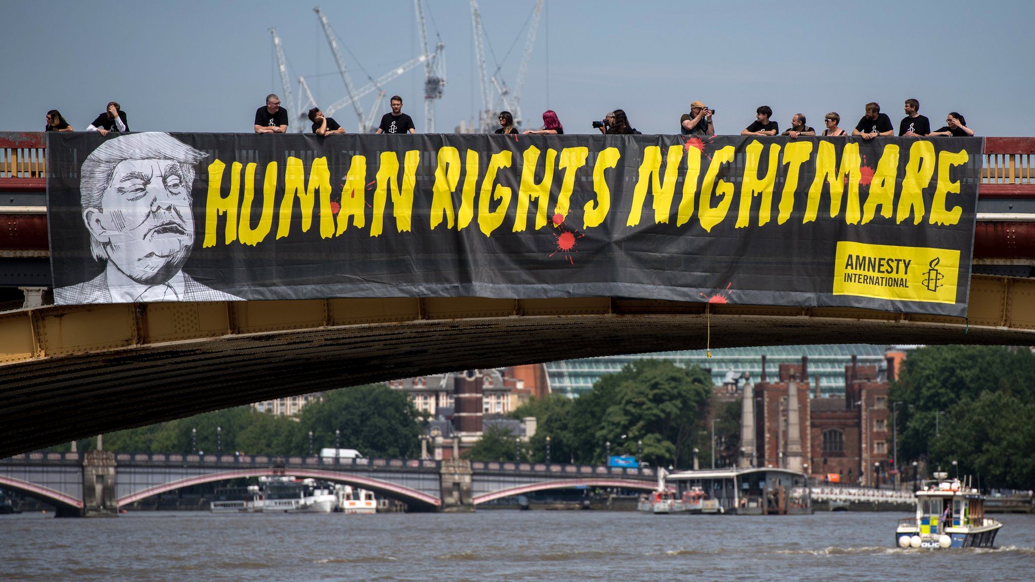 Protest on a Thames bridge