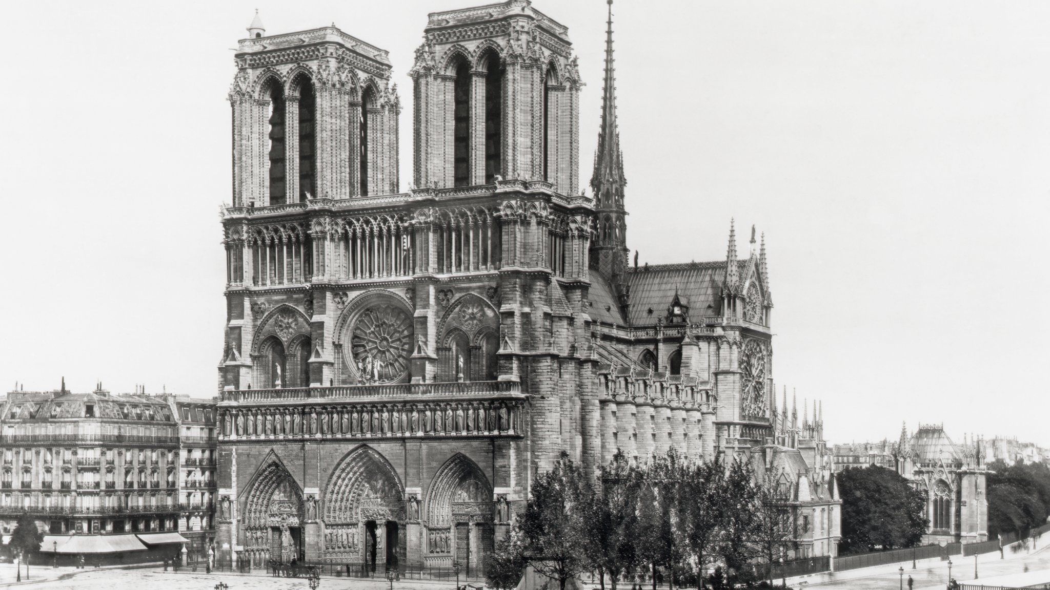 Notre-Dame in 1900