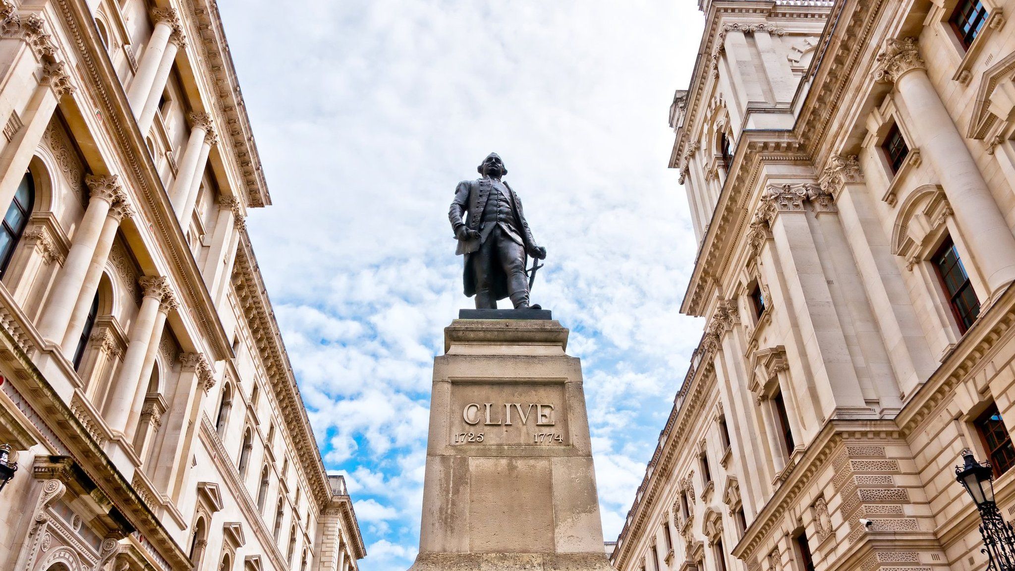 Lord Clive statue outside the Foreign Office