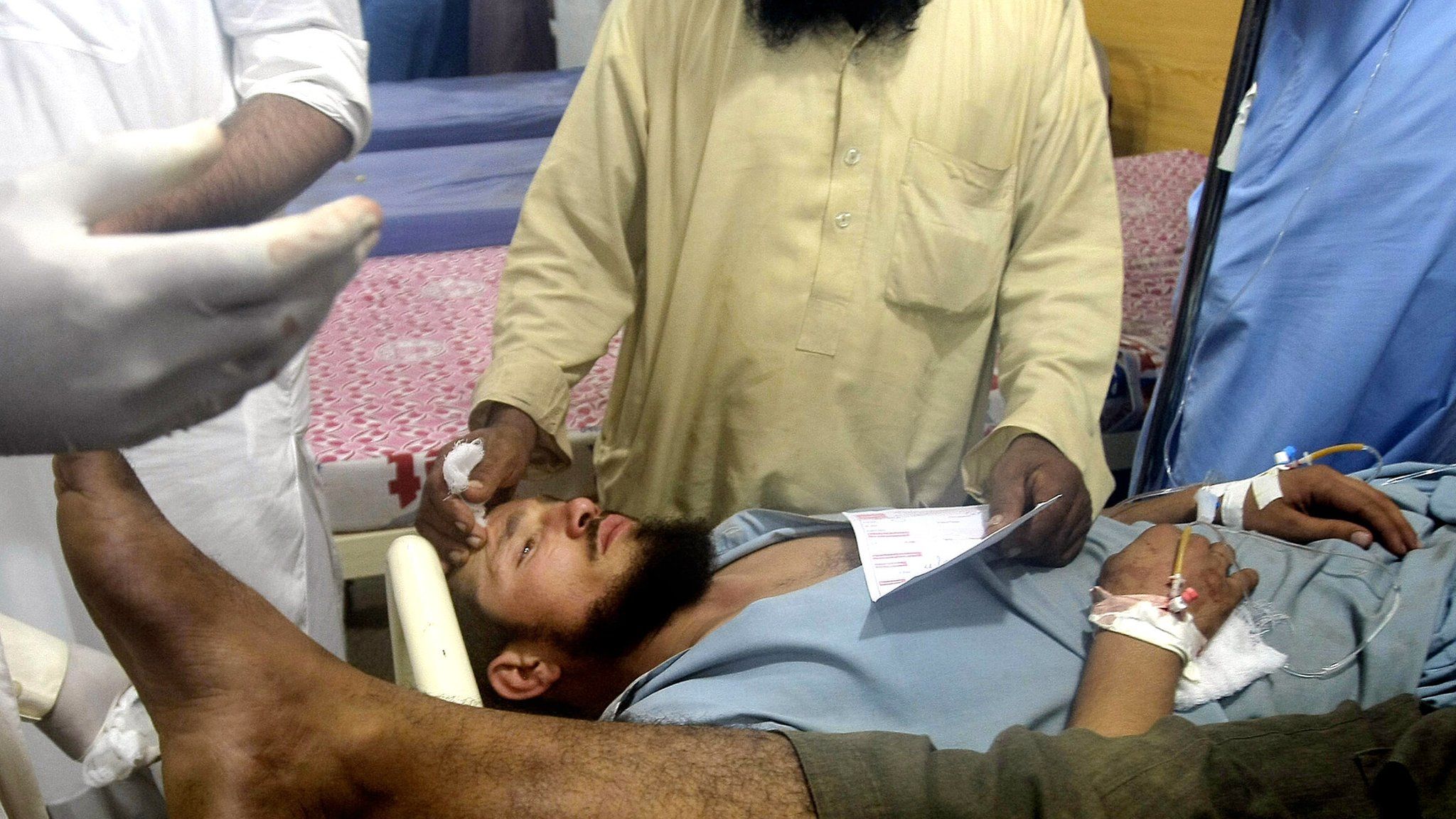 Hospital treating earthquake victims in Peshawar