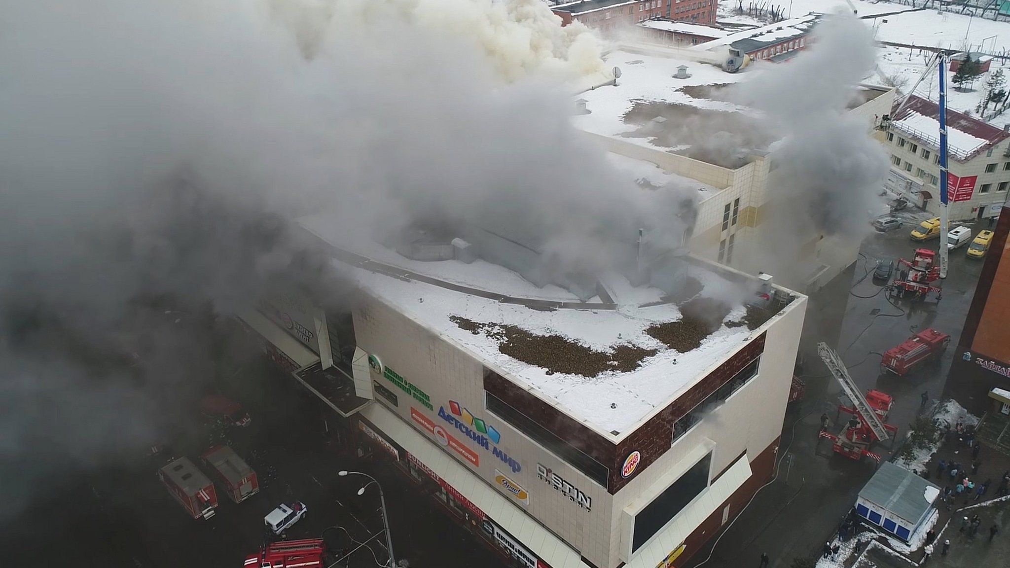 Video provided by Russian Emergencies Ministry shows a fire at a shopping mall in Kemerovo, Russia March 25, 2018