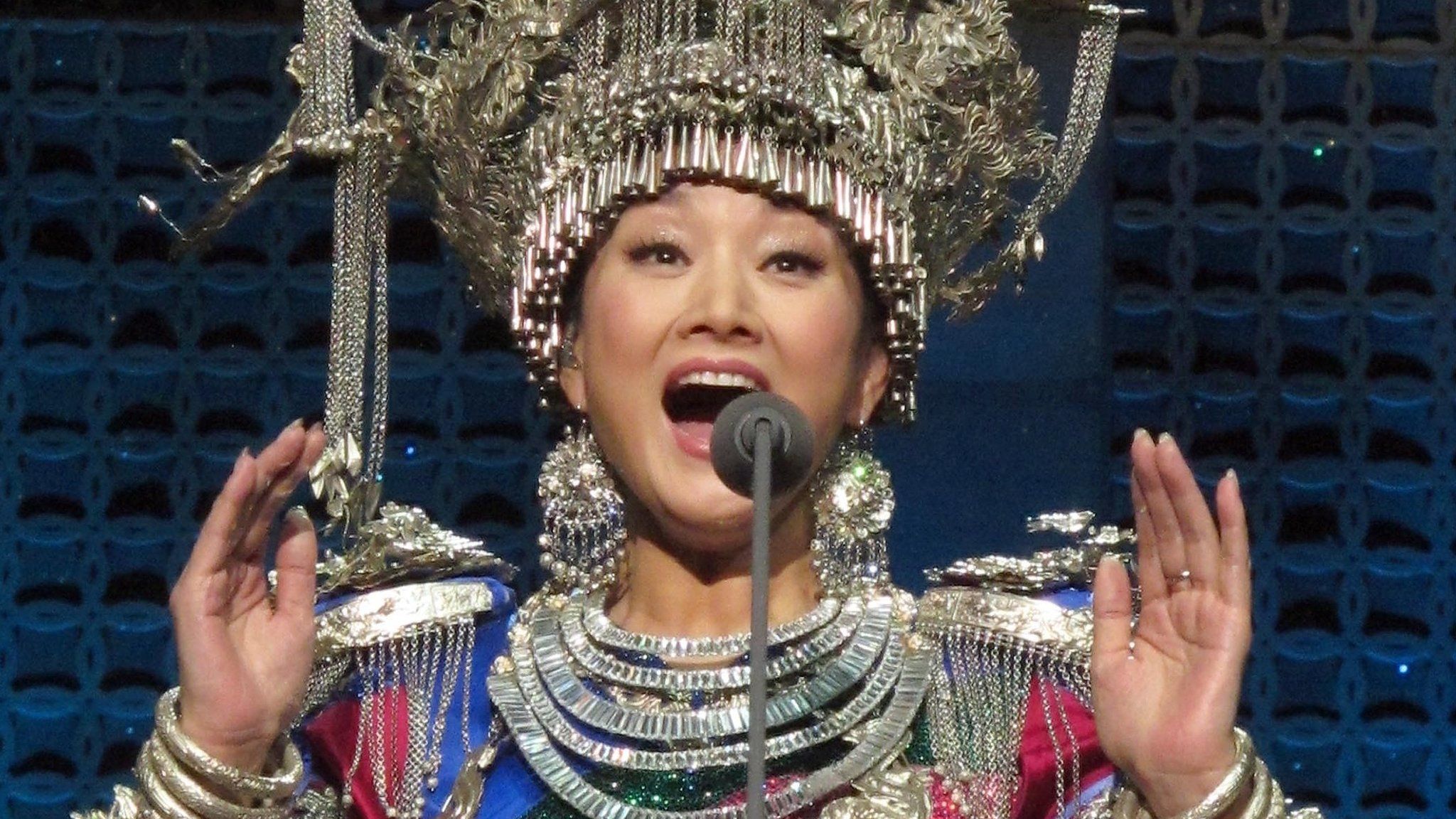 Song Zuying performs during the "Cultures of China, Festival of Spring" concert at the Shrine Auditorium in Los Angeles (March 2013)