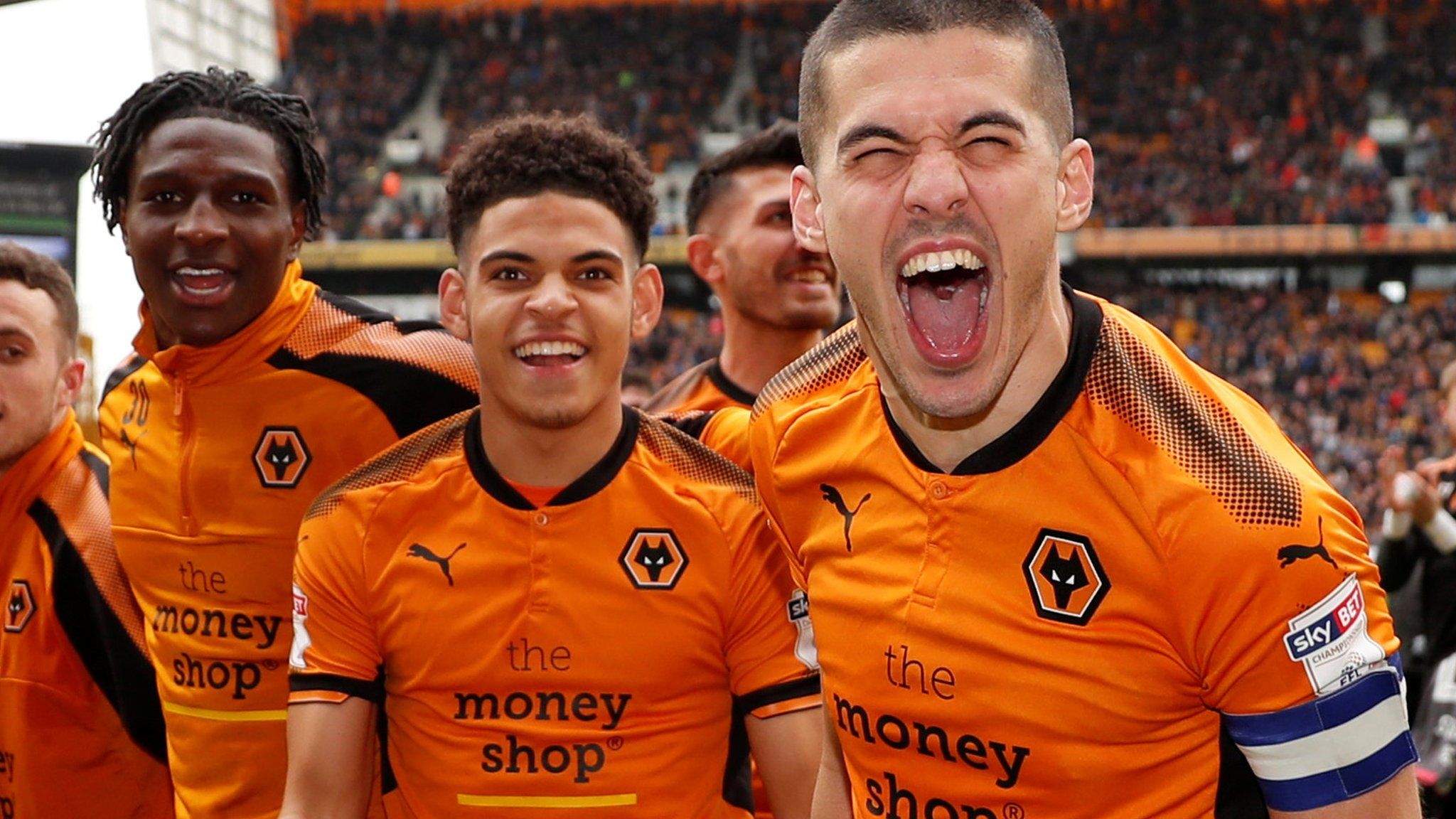 Wolverhampton Wanderers celebrate being promoted to the Premier League