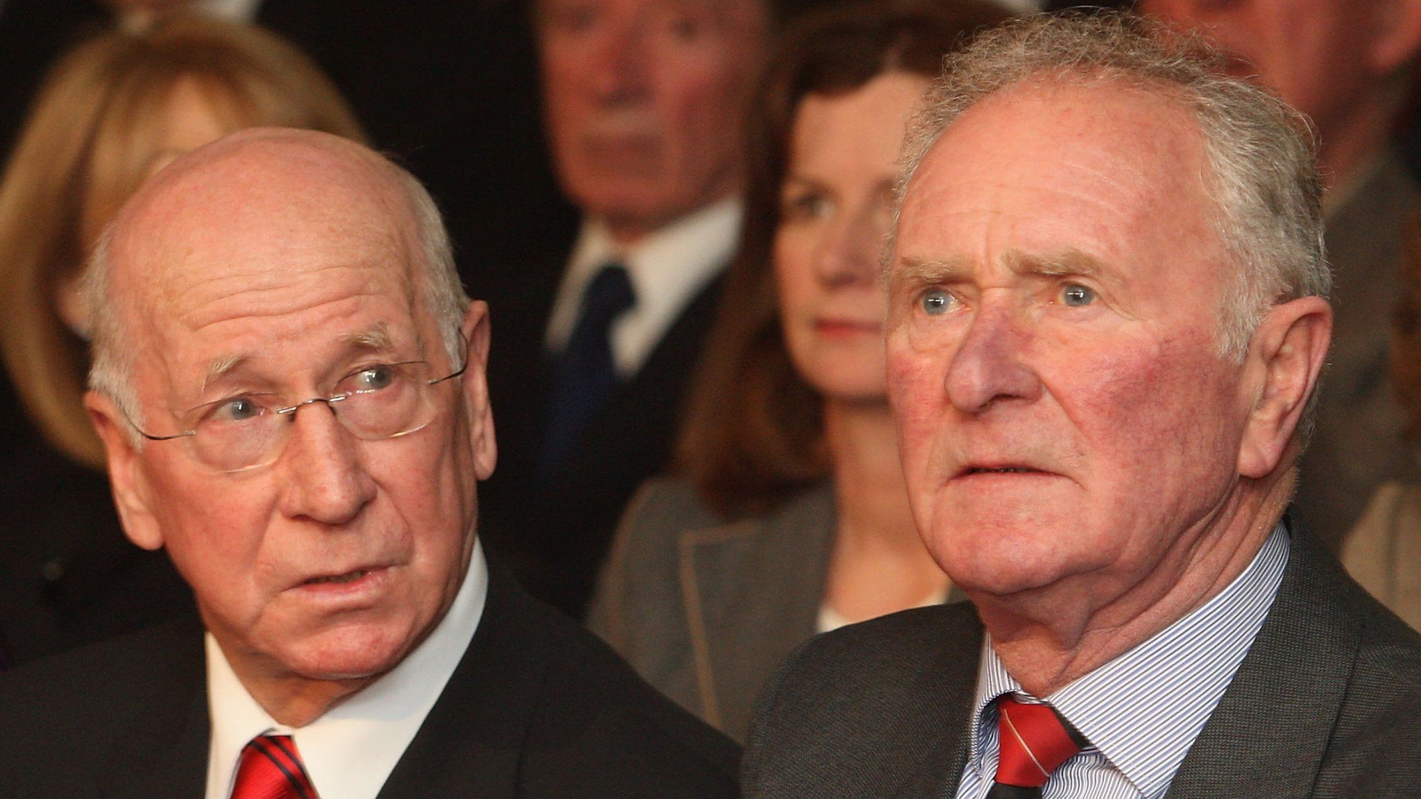 Harry Gregg with Sir Bobby Charlton at the 50th anniversary of the Munich air disaster in 2008