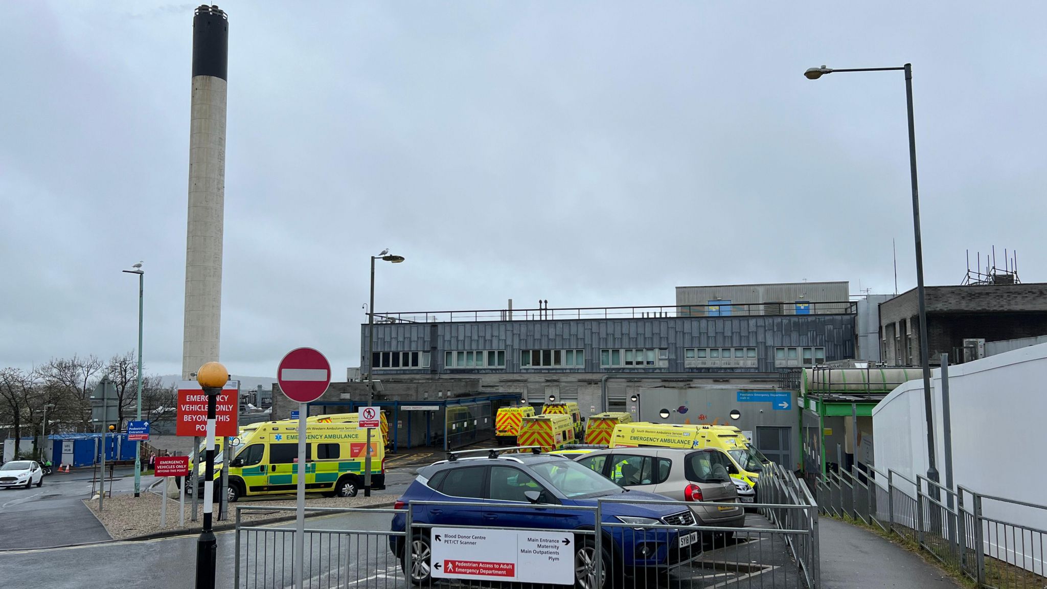 Surgical ward for children opens at Derriford Hospital - BBC News