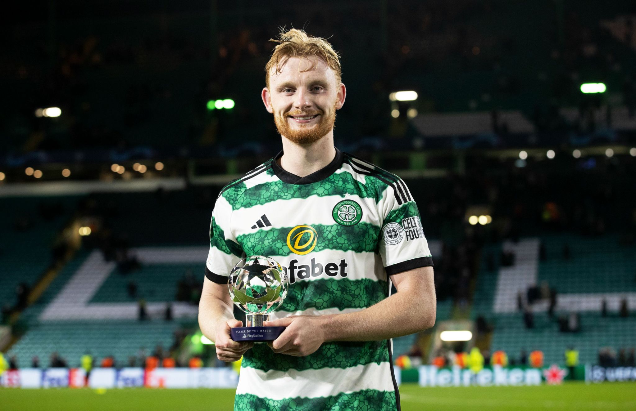 Scales wants success at Celtic for himself after missing out - BBC Sport