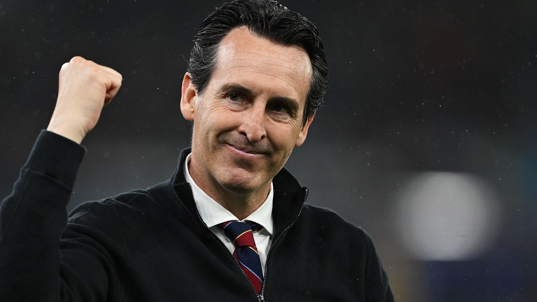 Unai Emery celebrates