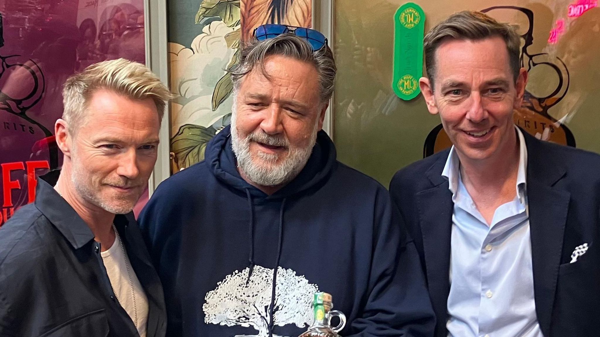 Russell Crowe and Ronan Keating bring star power to Muff - BBC News