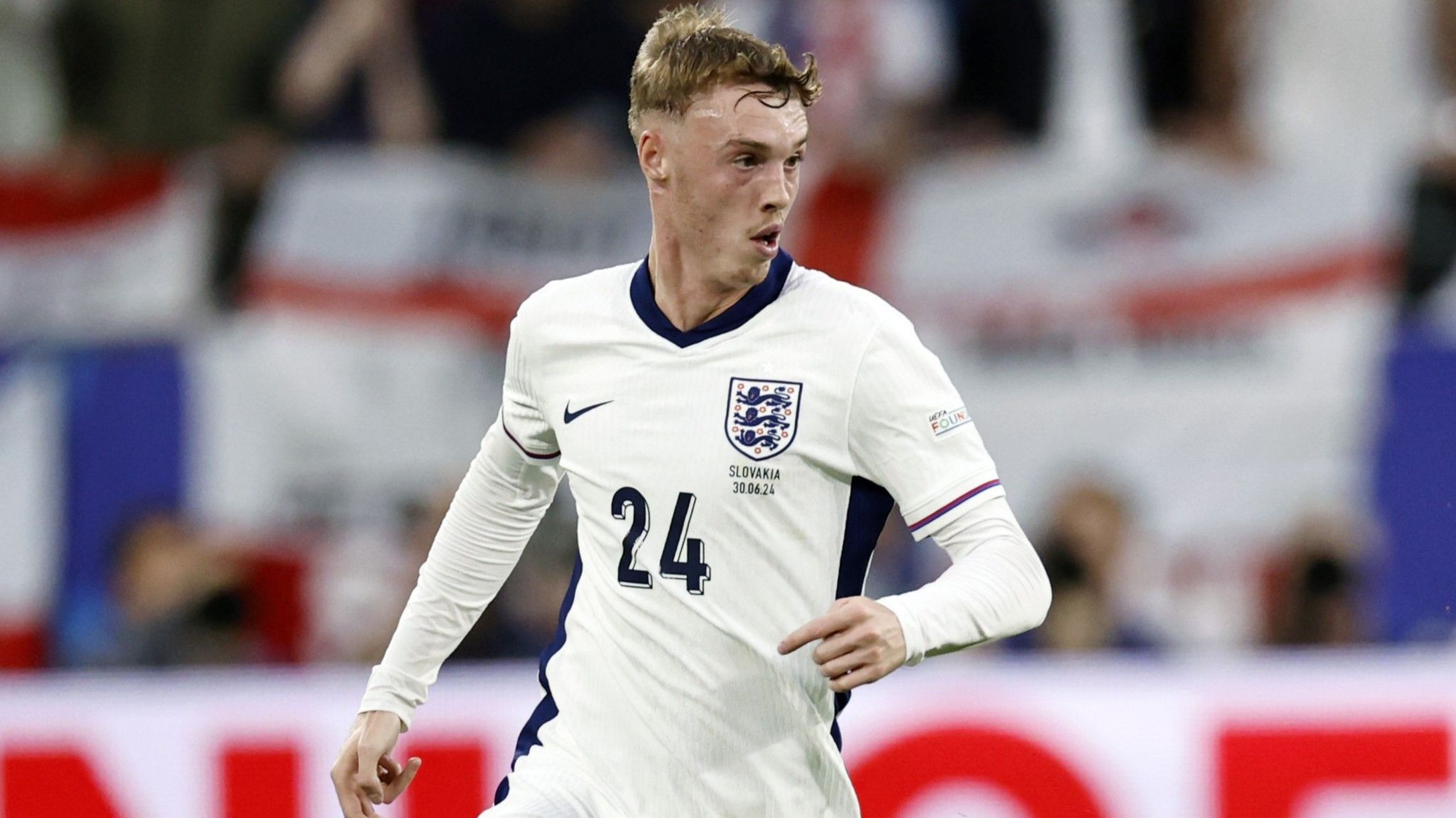 Cole Palmer in action for England against Slovakia.