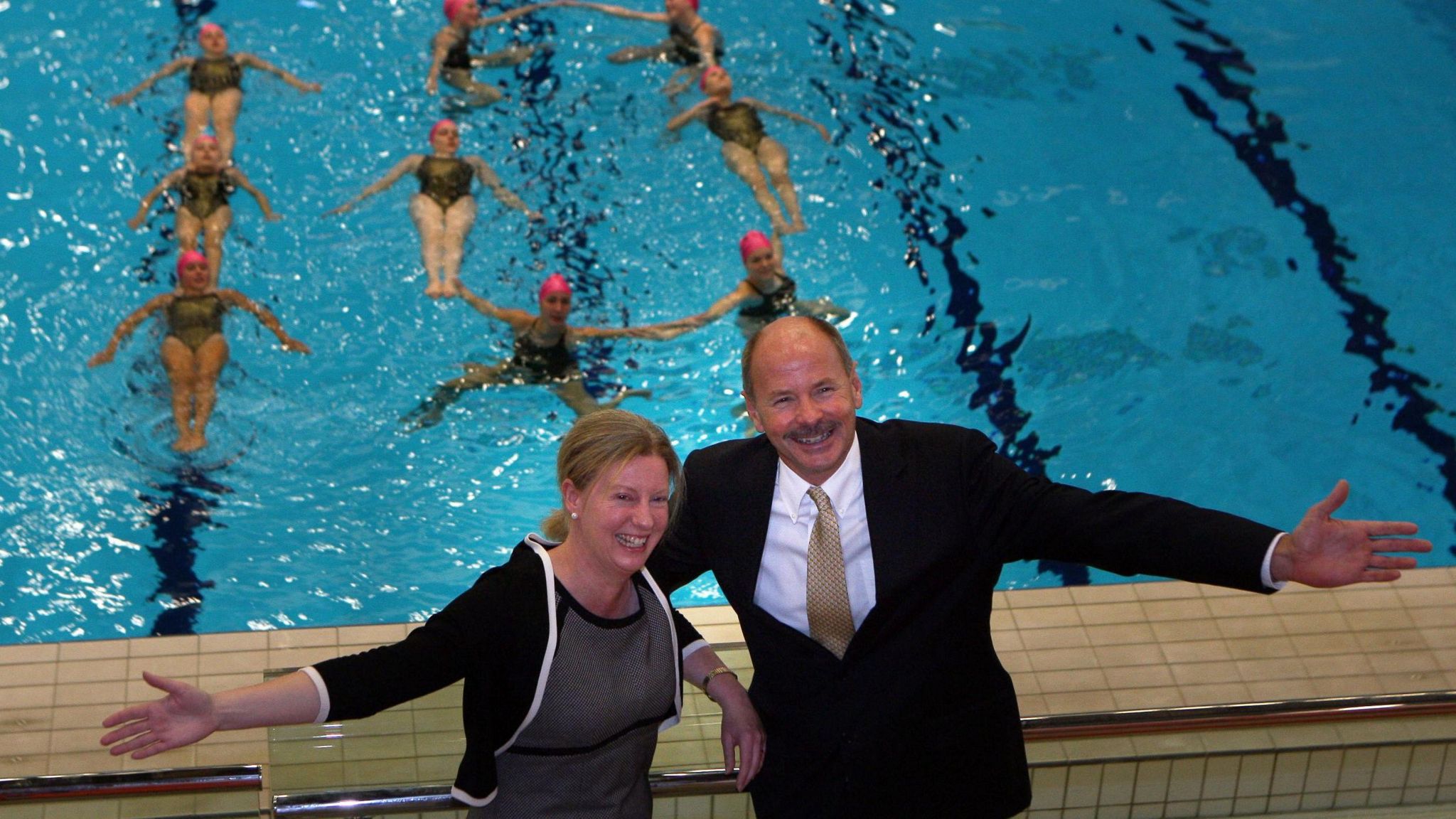 David Wilkie: Olympic champion swimmer dies aged 70 - BBC Sport