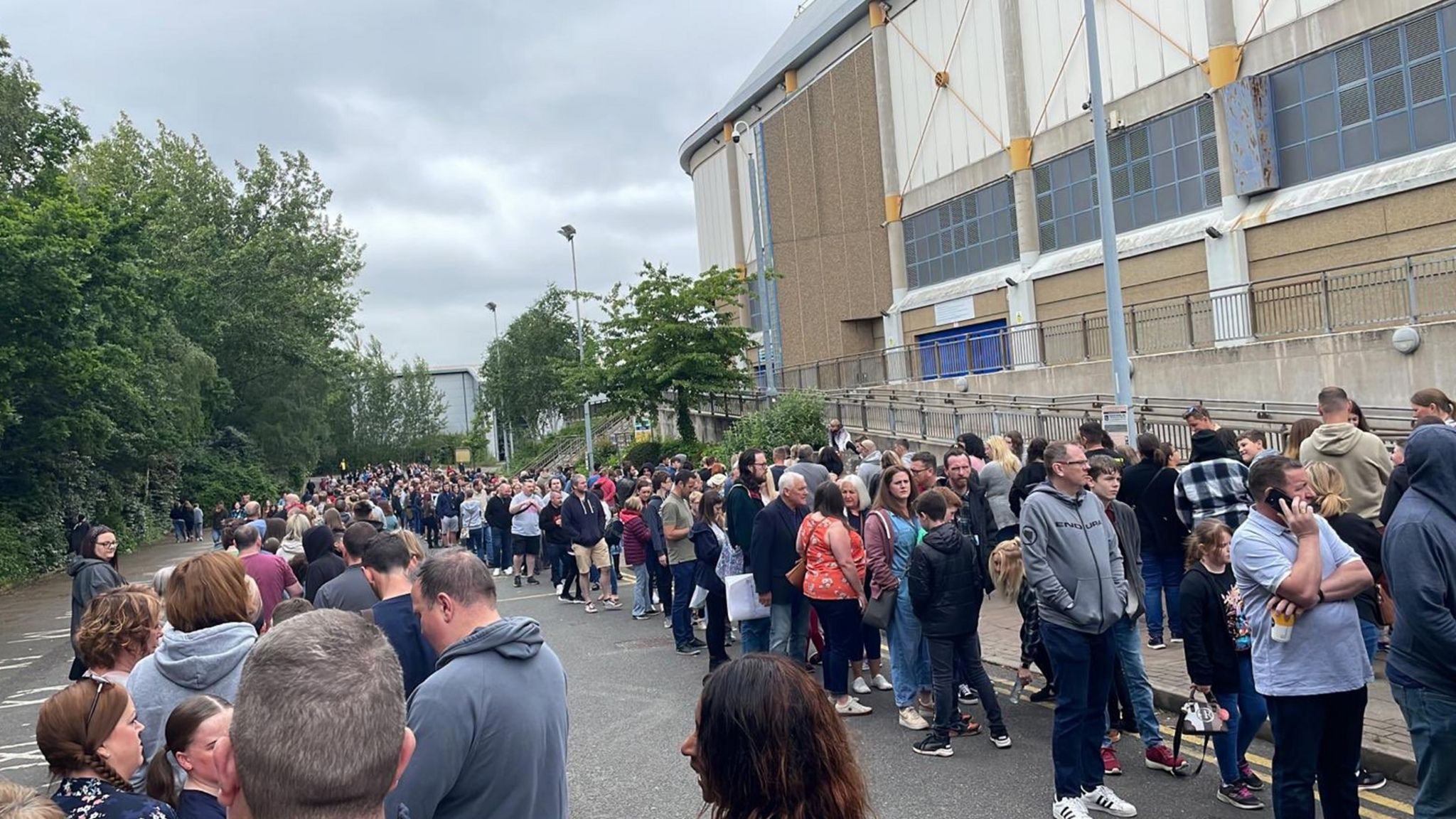 Gladiators fans queue outside Utilita Arena Sheffield on Thursday