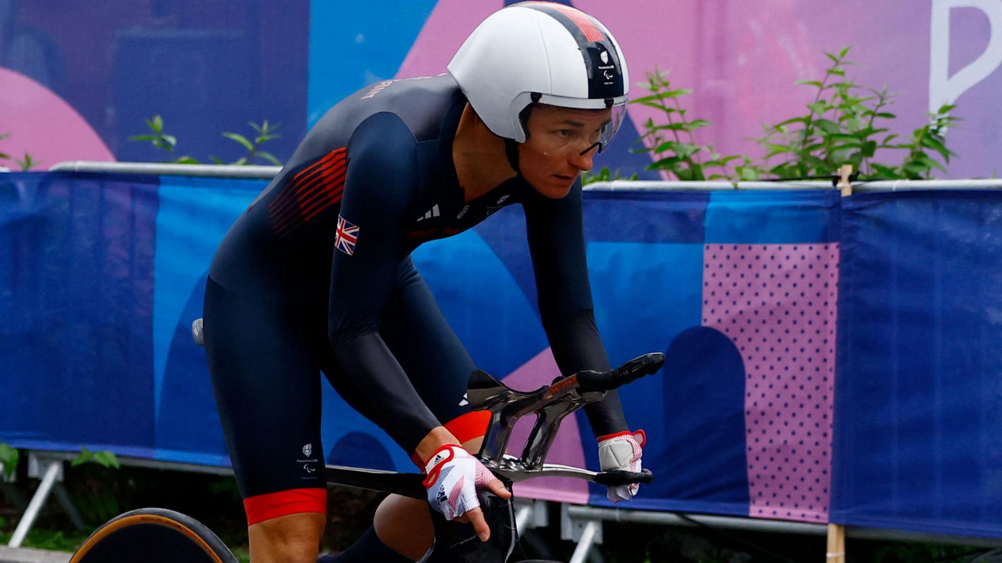 Sarah Storey riding at the Paralympics