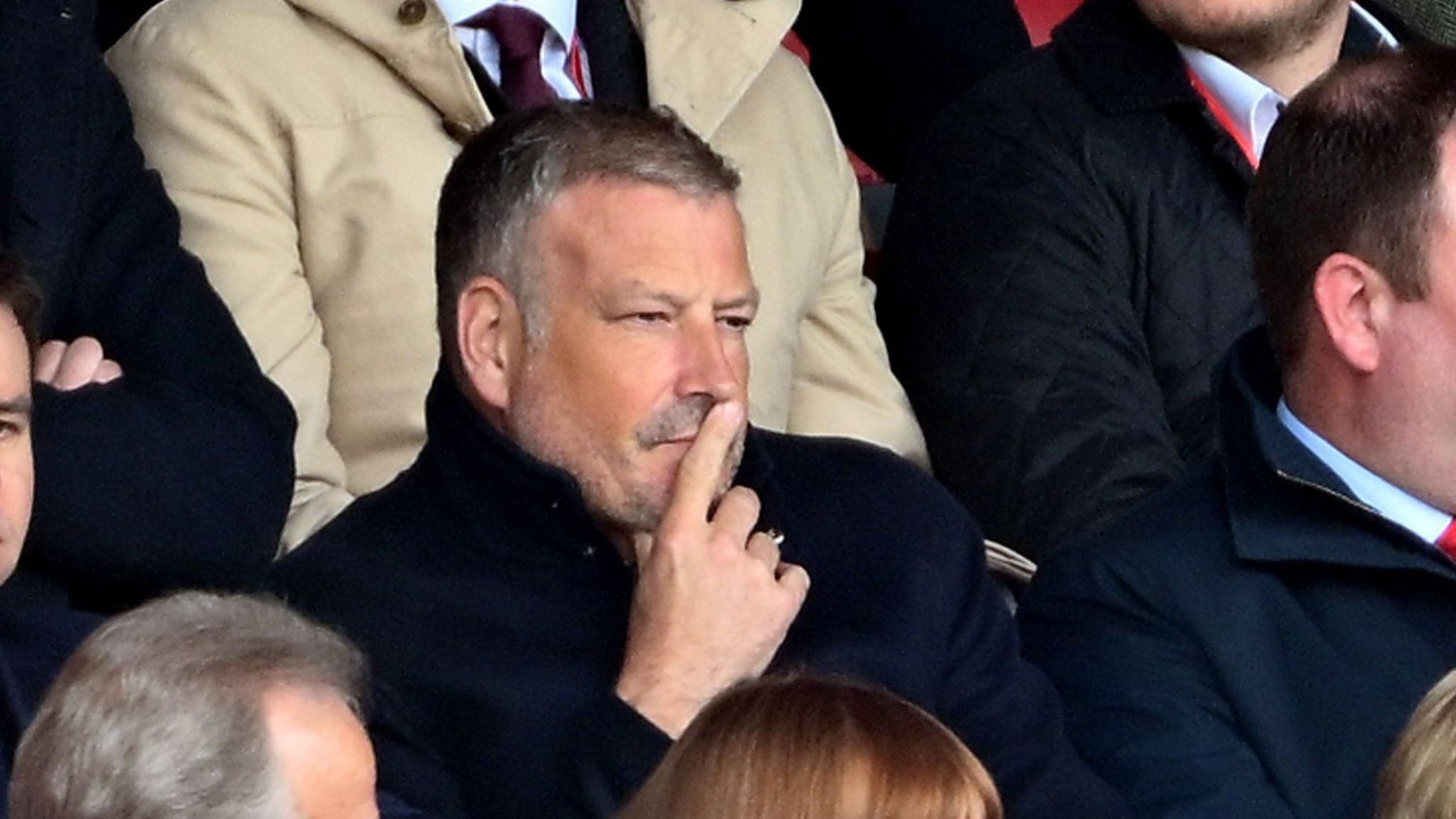 Nottingham Forest: Mark Clattenburg leaves analyst role with Premier League club - BBC Sport