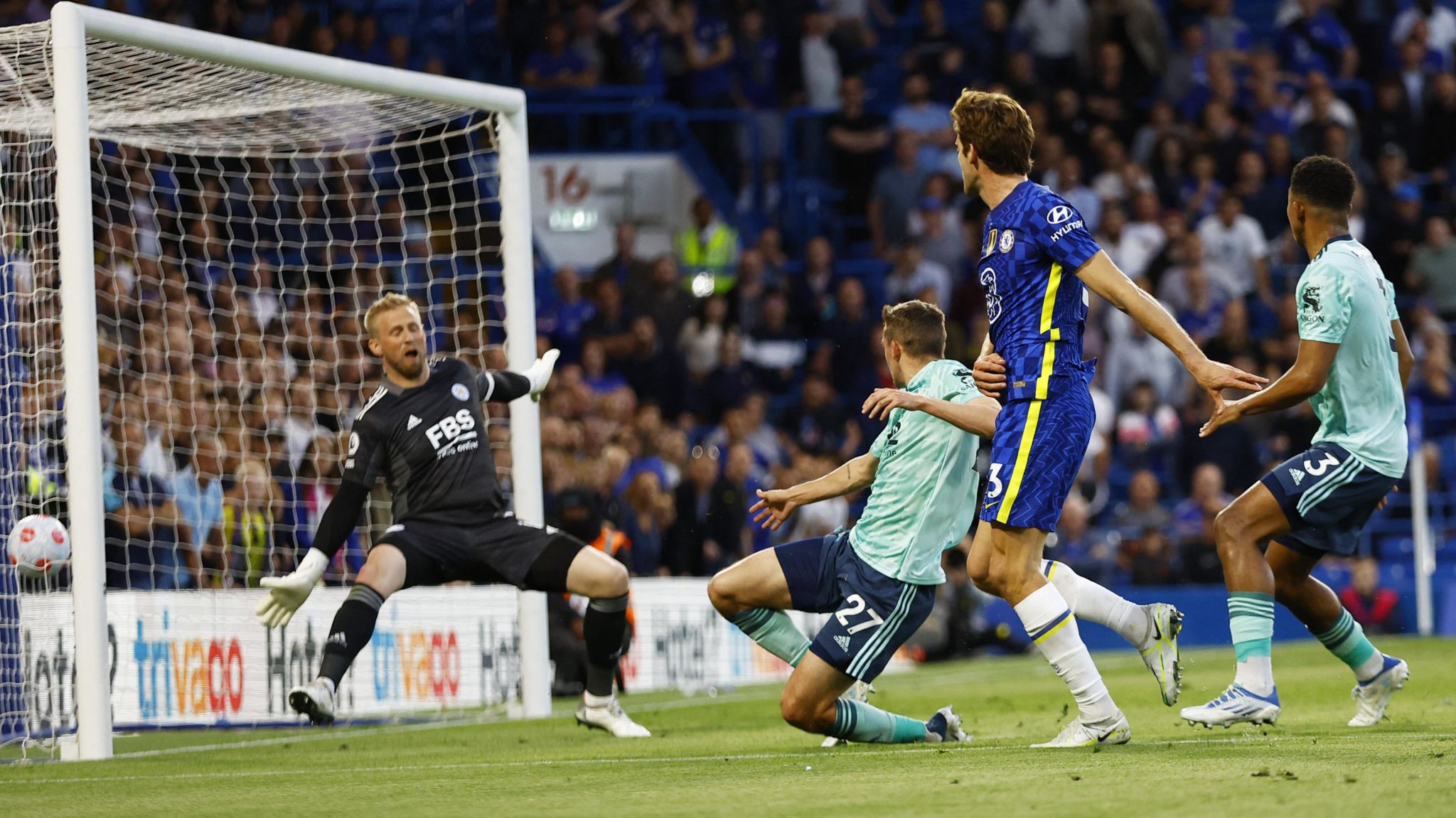 Marcos Alonso scores for Chelsea