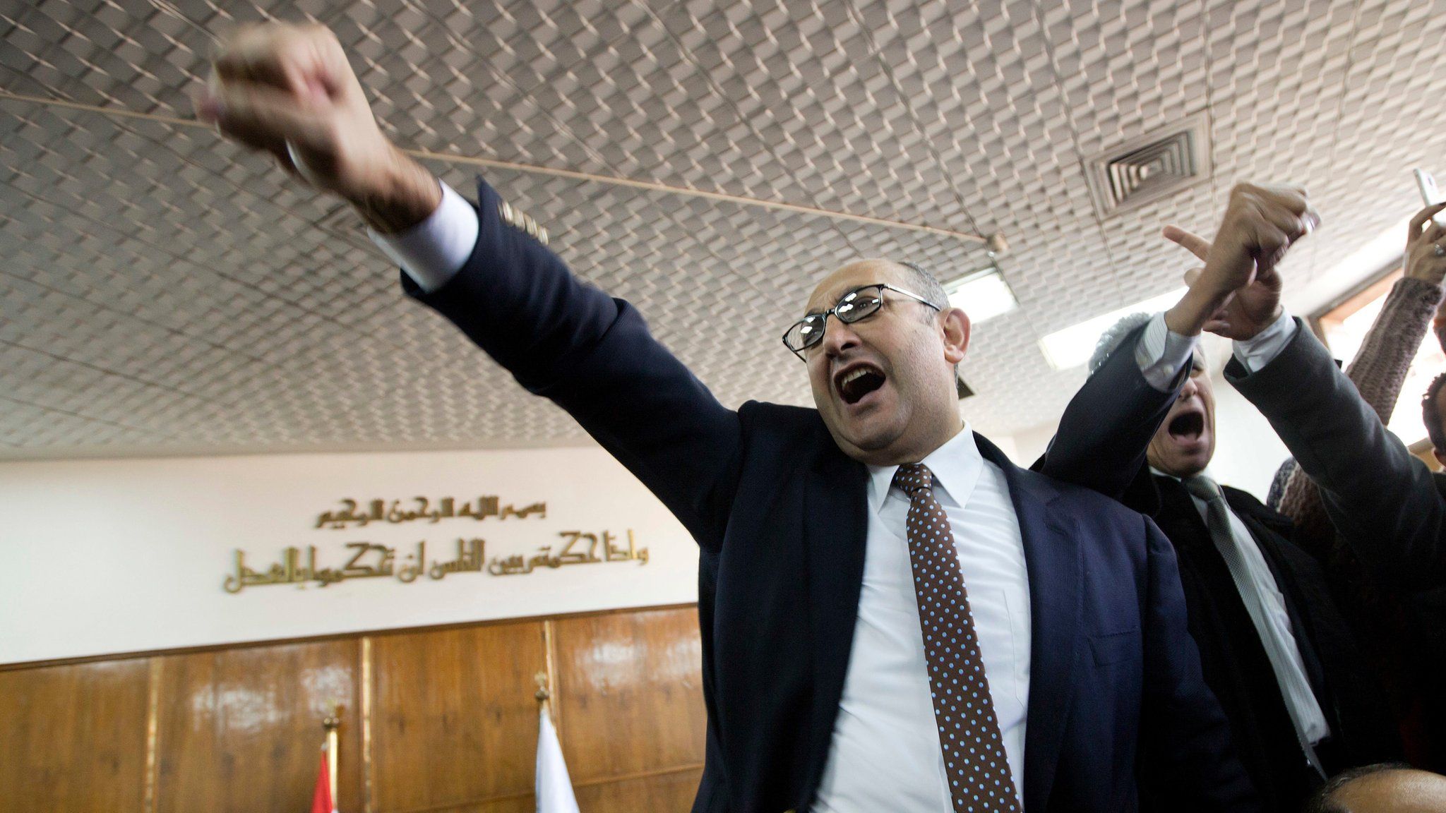 Lawyer Khaled Ali celebrates after the High Administrative Court rejects an appeal by the government against a ruling stopping the transfer of Tiran and Sanafir islands to Saudi Arabia (16 January 2017)