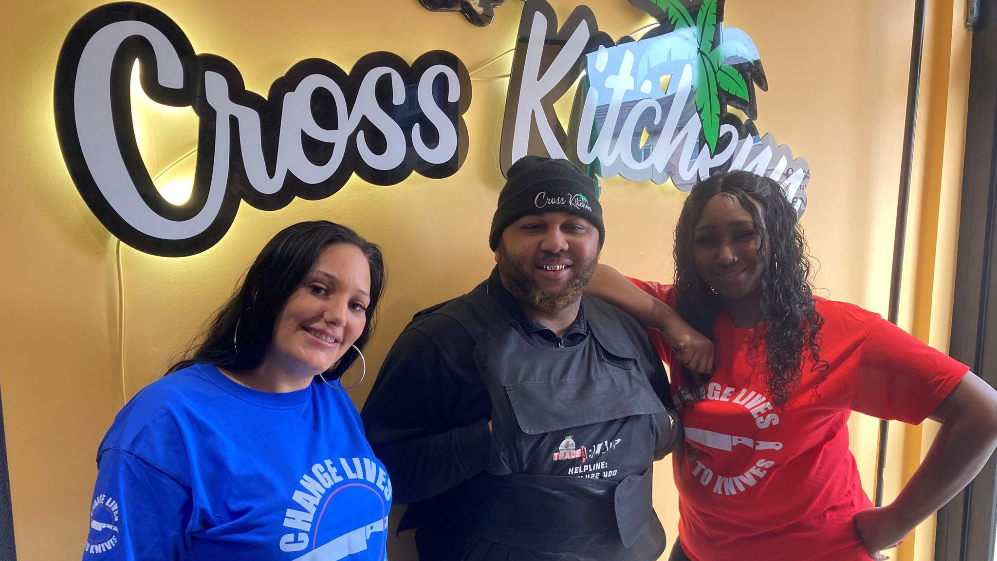 Cross Kitchenn and Trade The Blade founder Odane Cross with Ambassadors Jordan Turner to his left and Danyelle King on his right from the charity Change Lives No To Knives