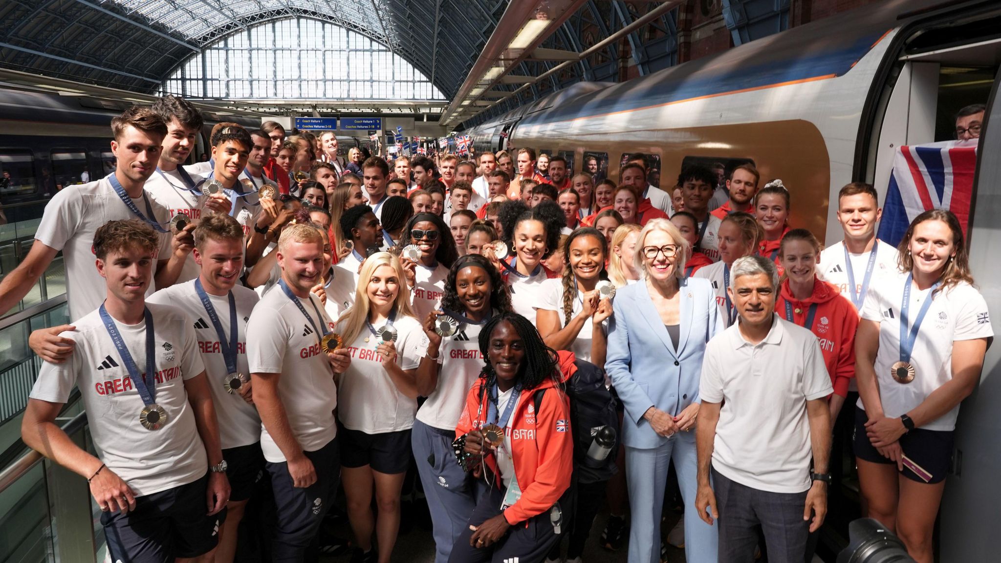 Team GB athletes with Sadiq Khan at London St Pancras station