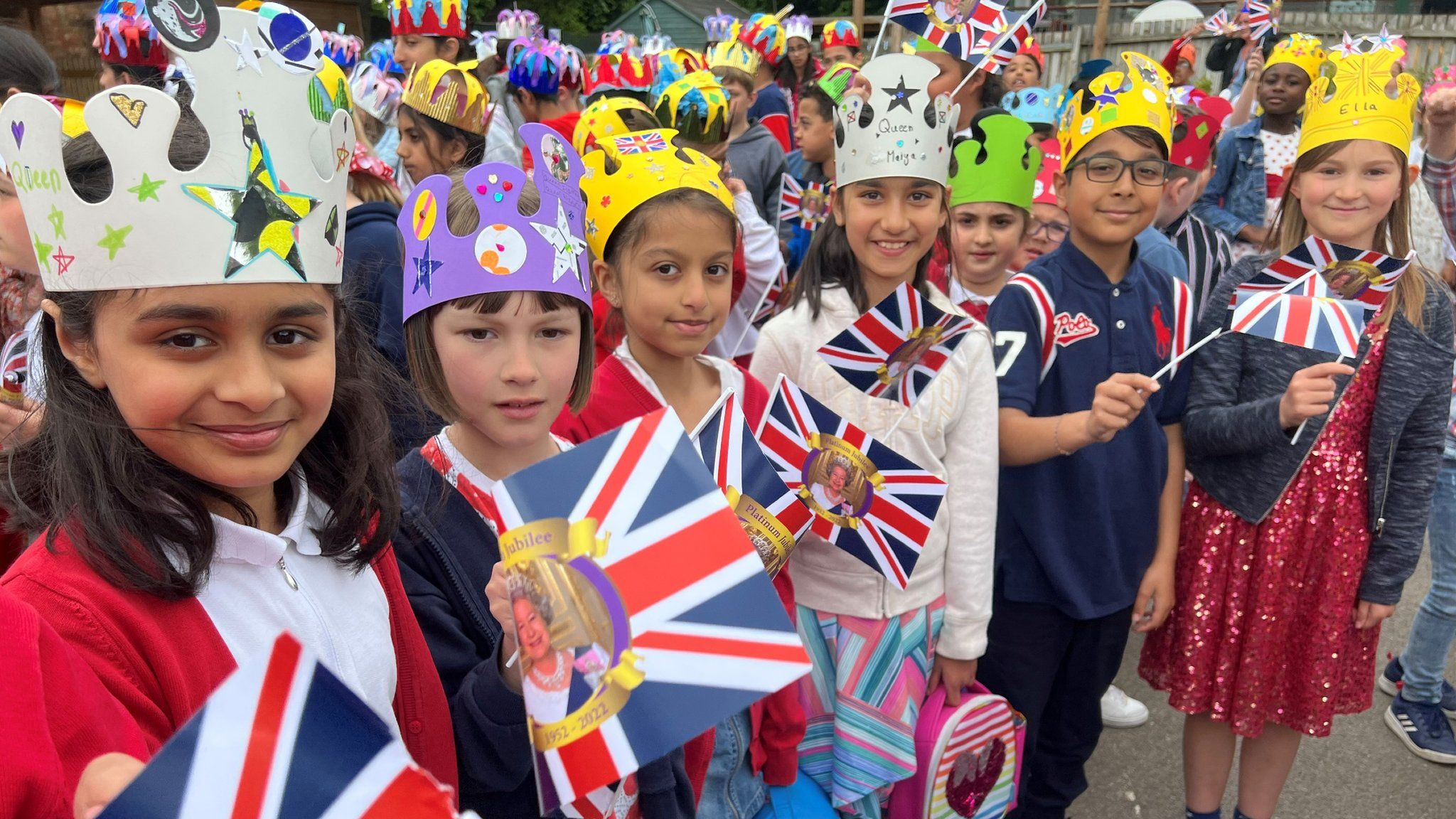 St Luke's Primary School children celebrate the Queen's Platinum Jubilee