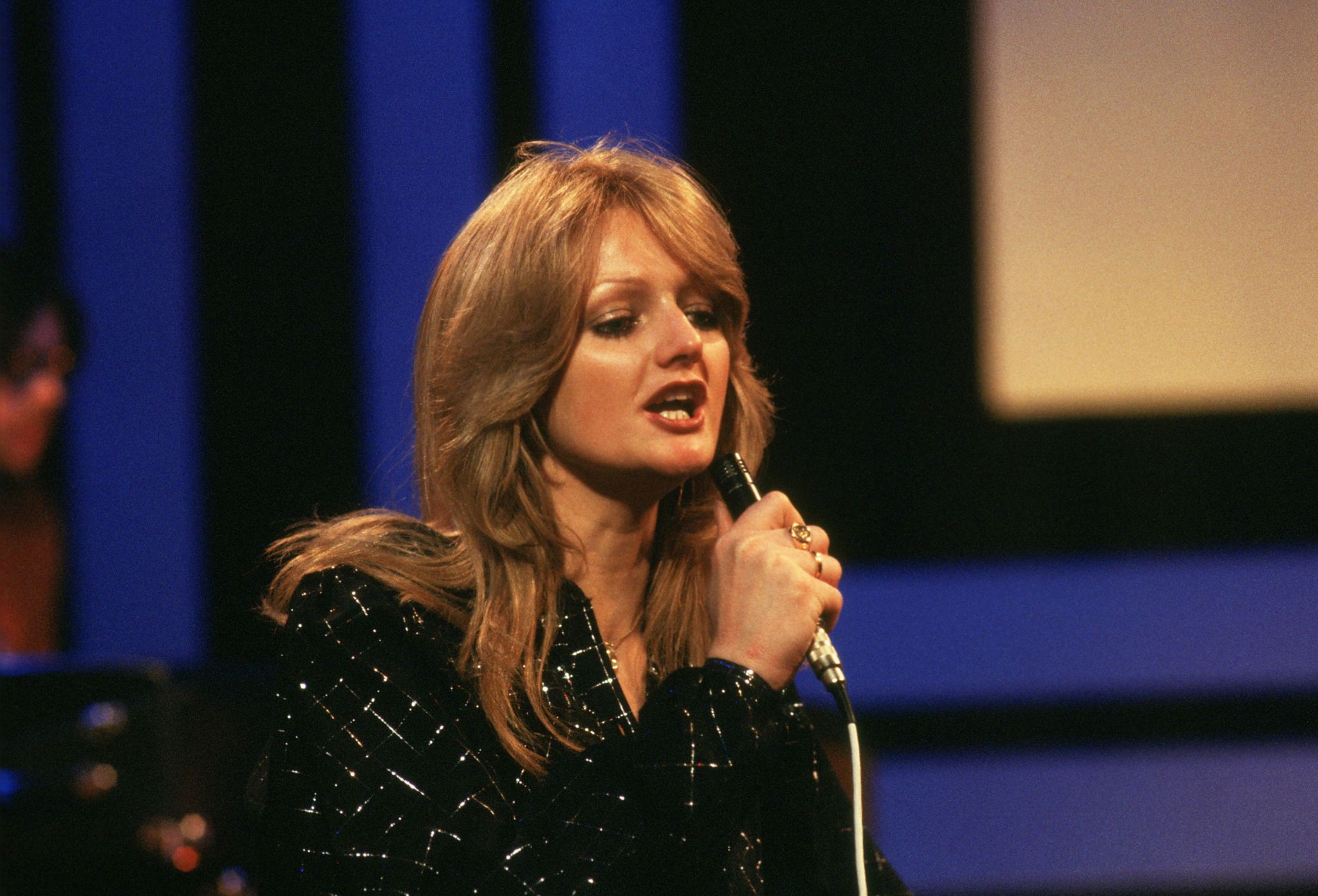 Bonnie Tyler on Top of the Pops