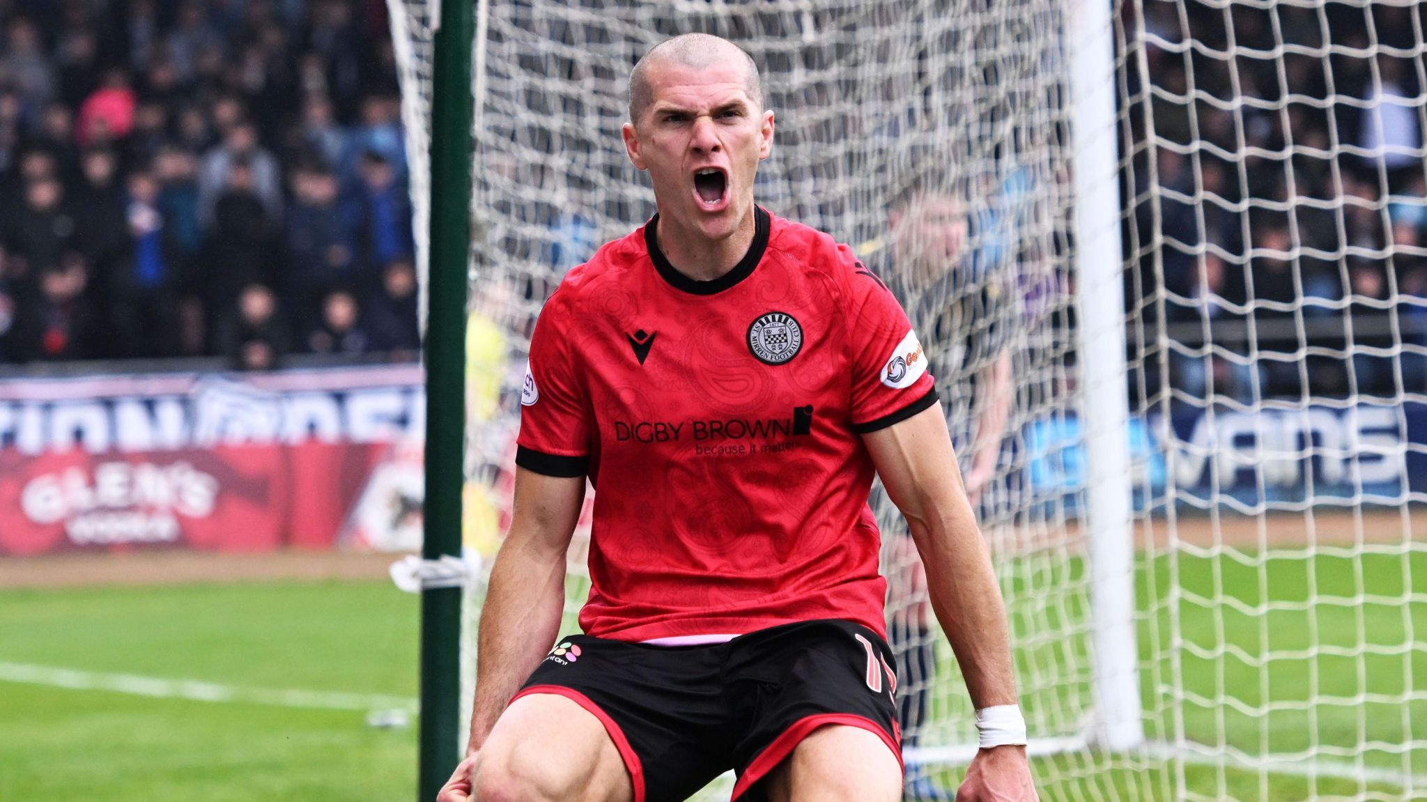 st-mirren-win-at-dens-park-to-pull-away-from-dundee-bbc-sport