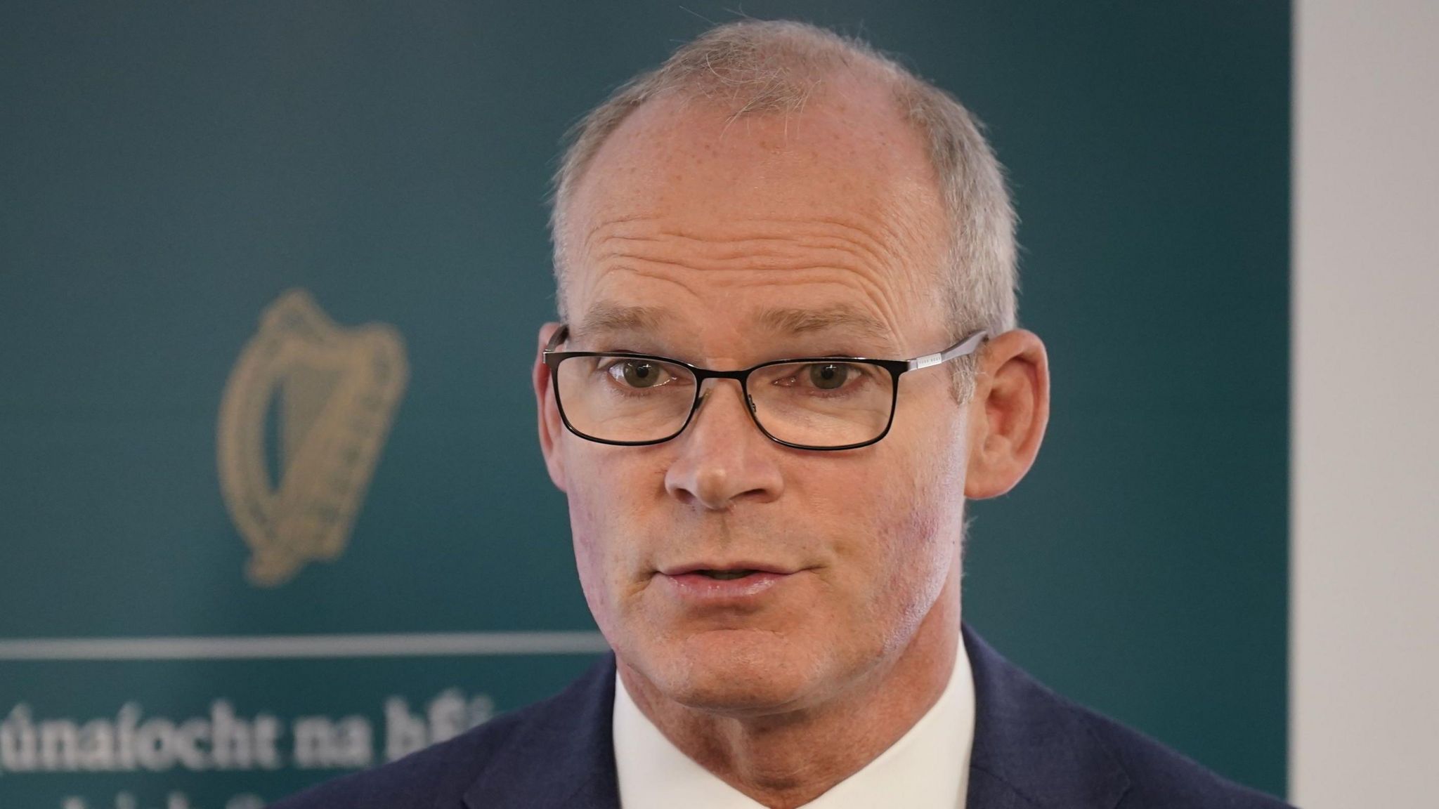 Simon Coveney the latest to Jump from Harris's Sinking Ship