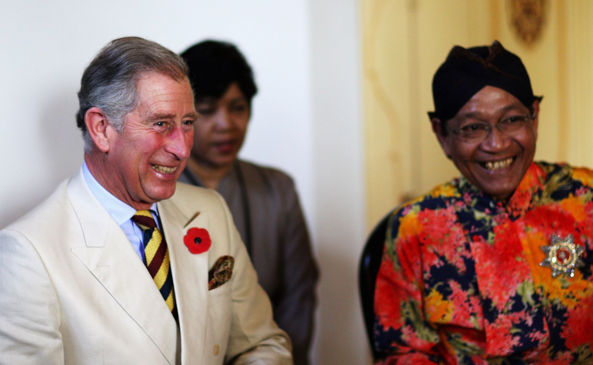 Sultan Hamengkubuwono X with Prince Charles.