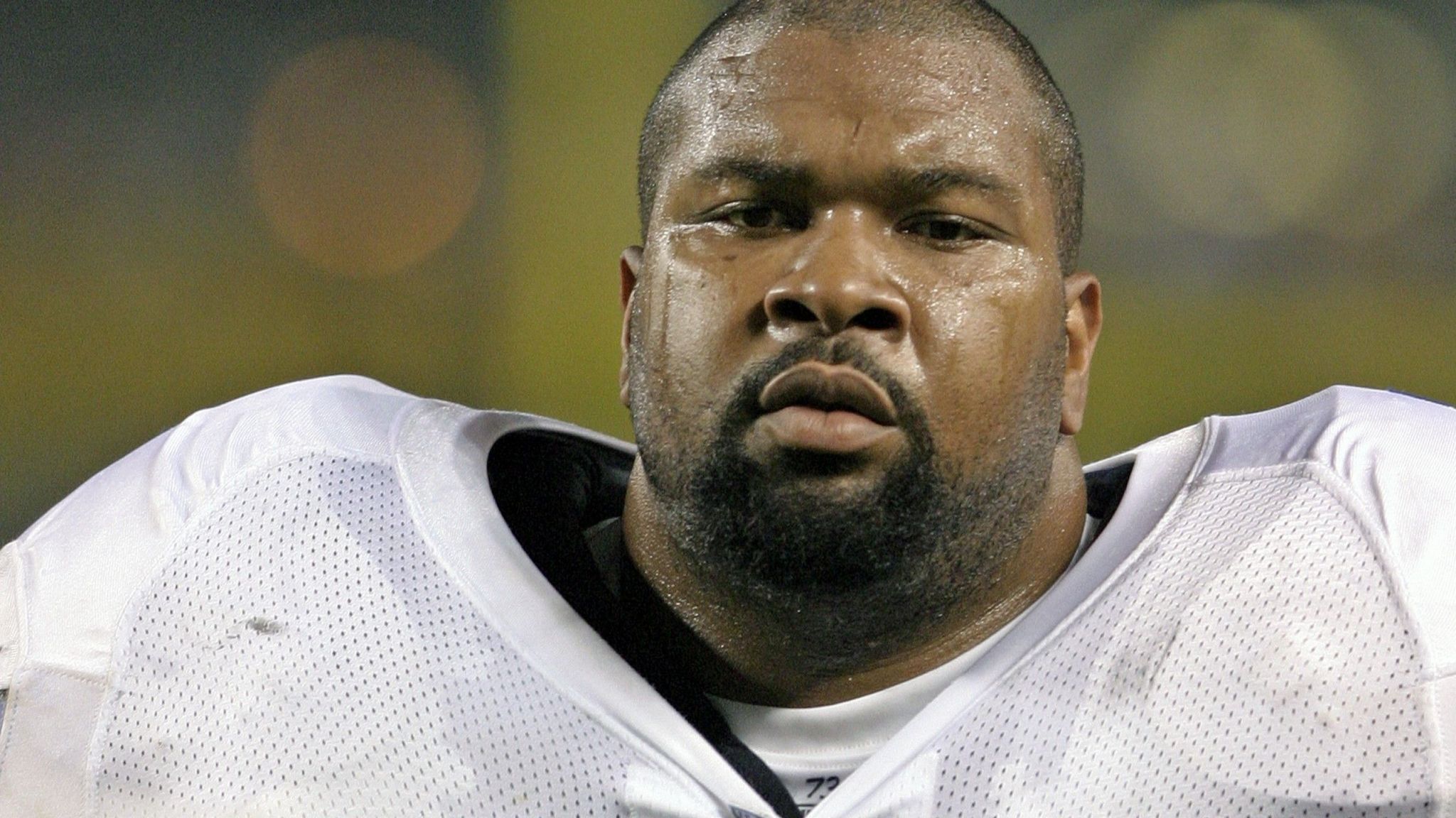 Larry Allen in action for Dallas Cowboys