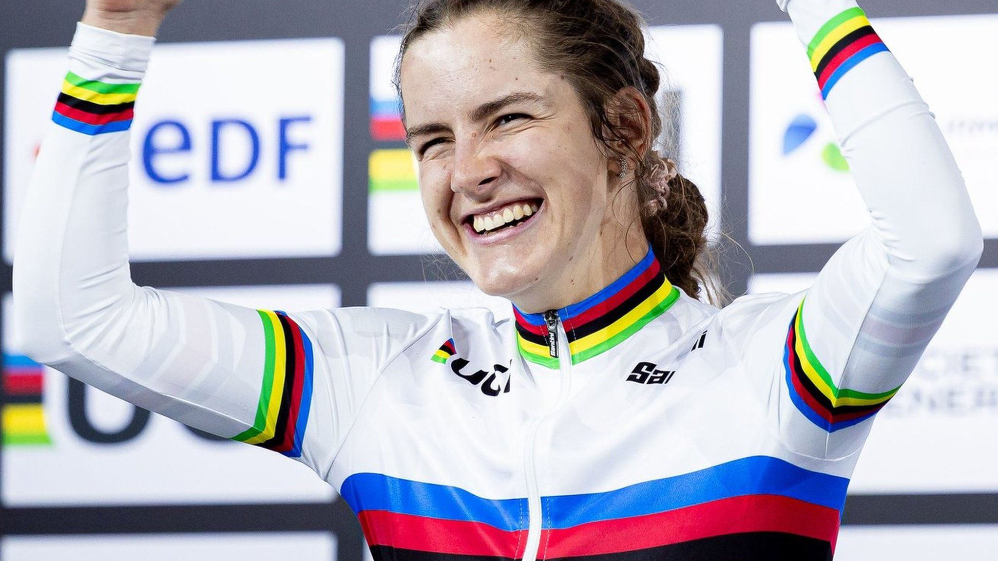 Daphne Schrager on the Para-Cycling Track World Championships podium