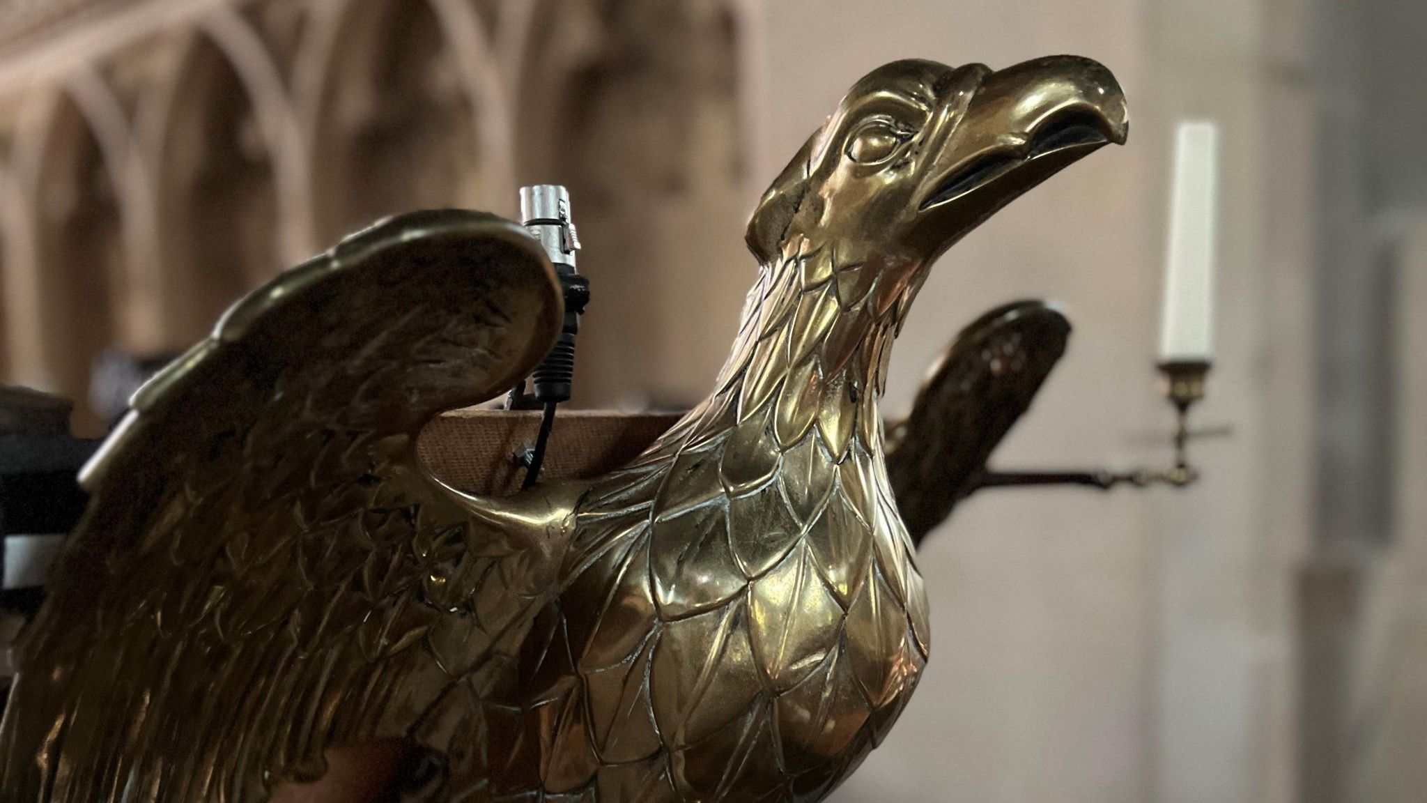 Brass eagle lectern top
