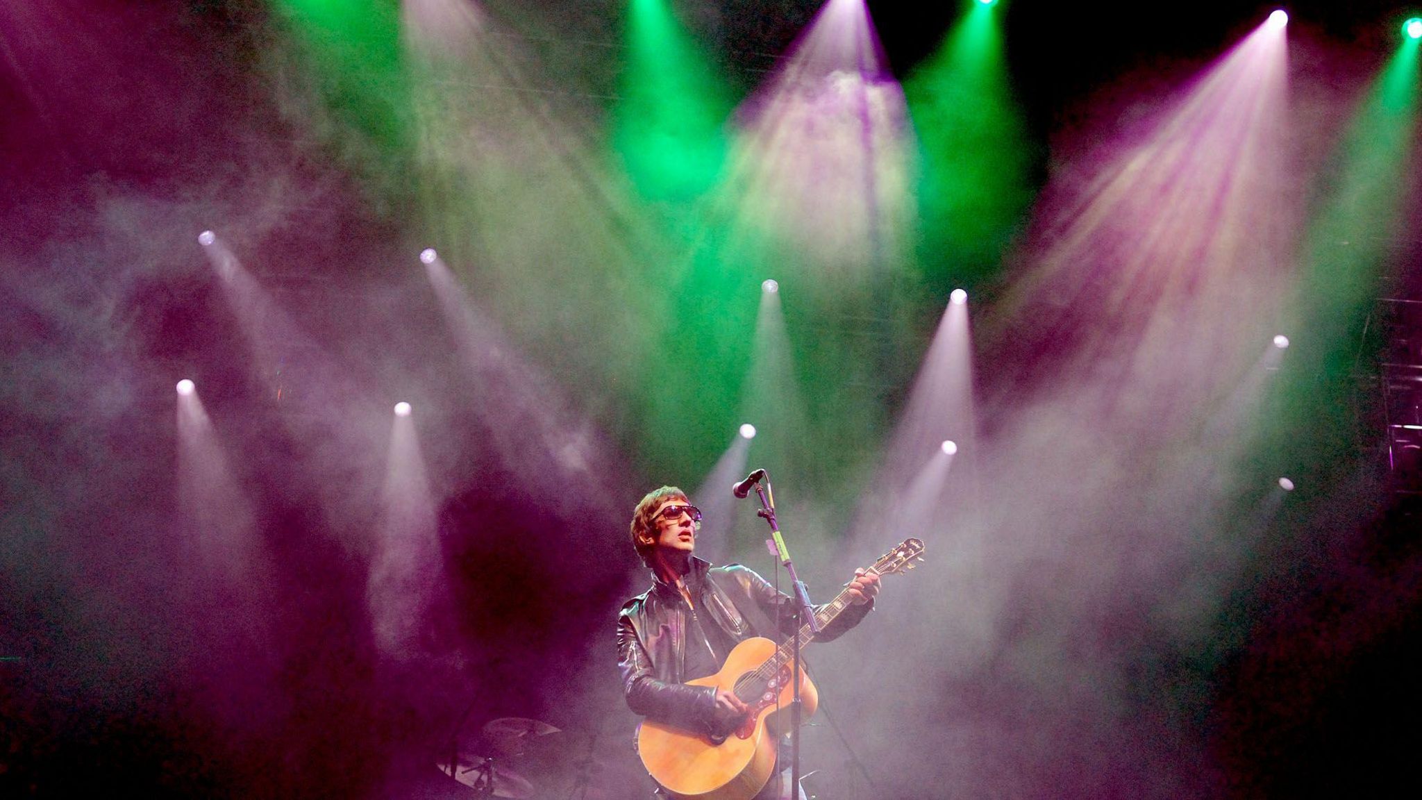 Richard Ashcroft playing with The Verve at Glastonbury in 2008